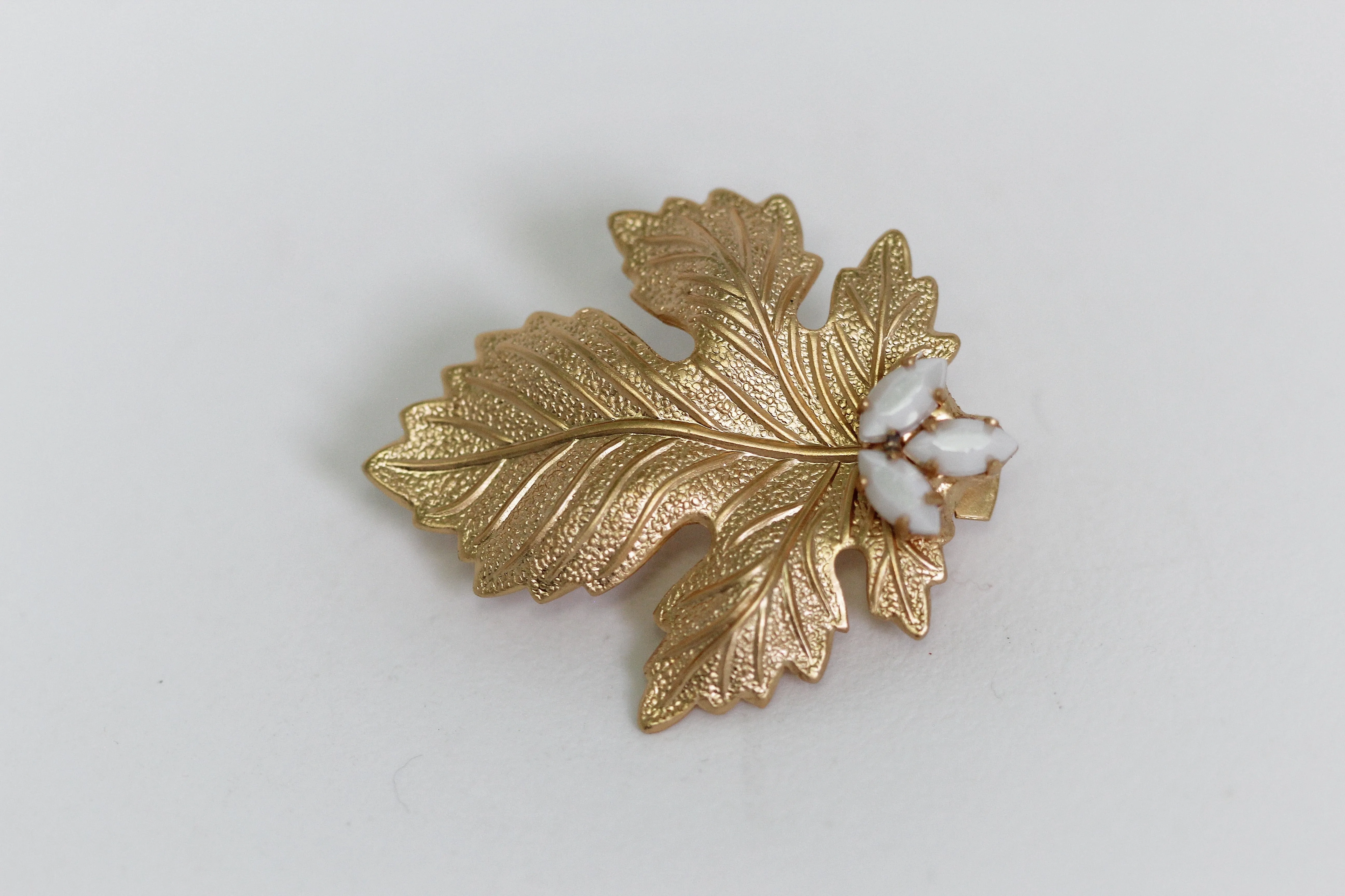 Made to Order * Fig Leaf Pearls Barrette