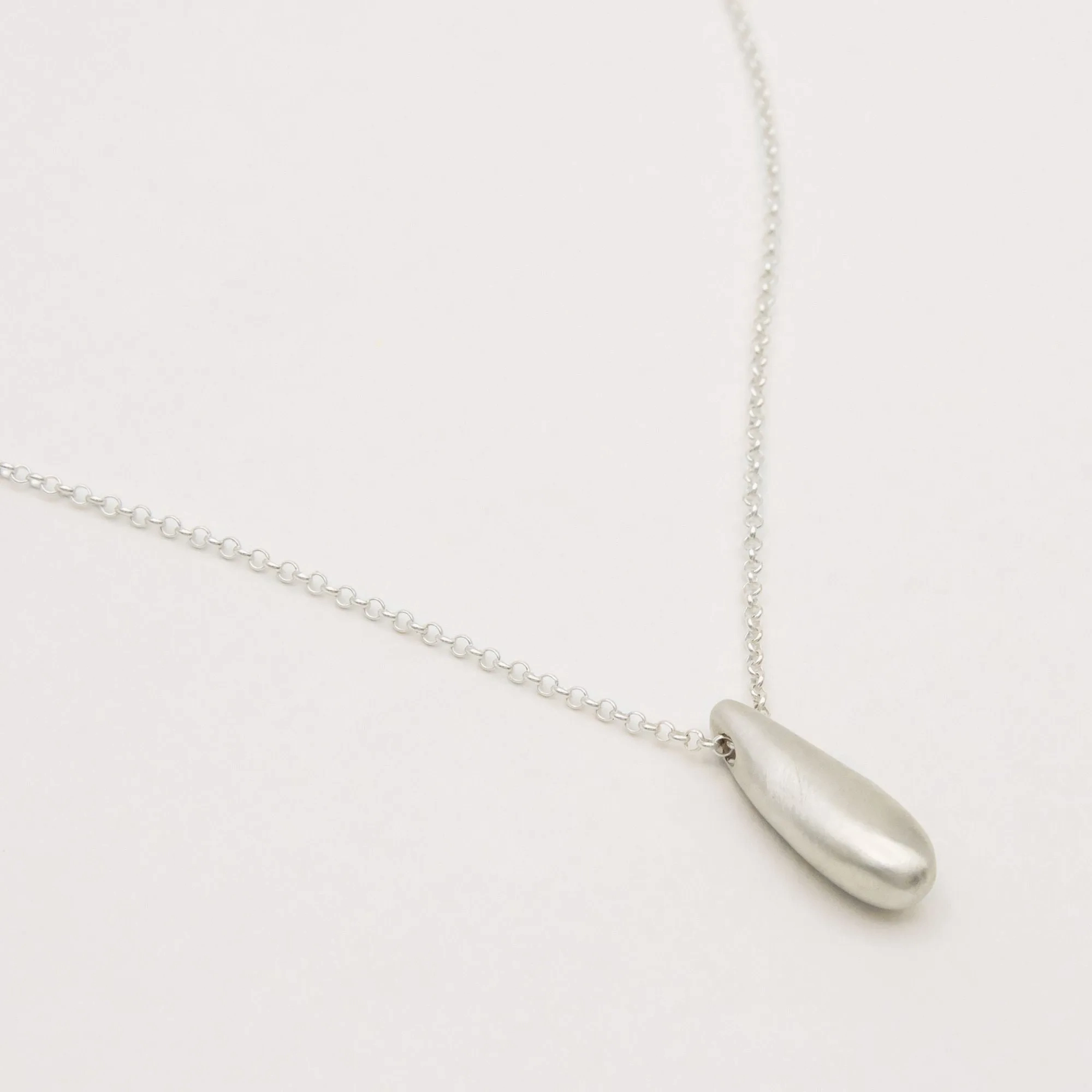 Manaca Small Silver Necklace
