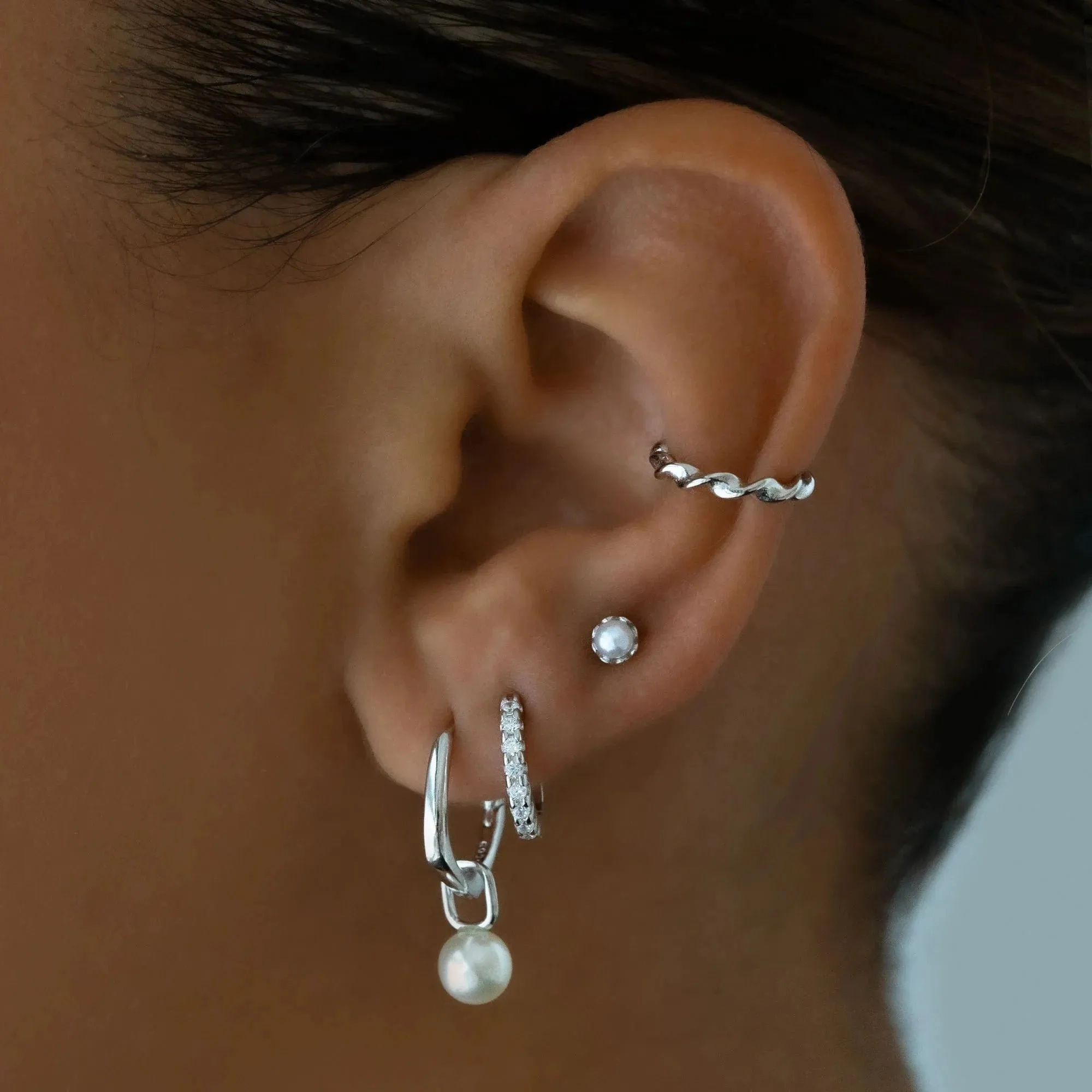 Maya Pearl Stud Earrings