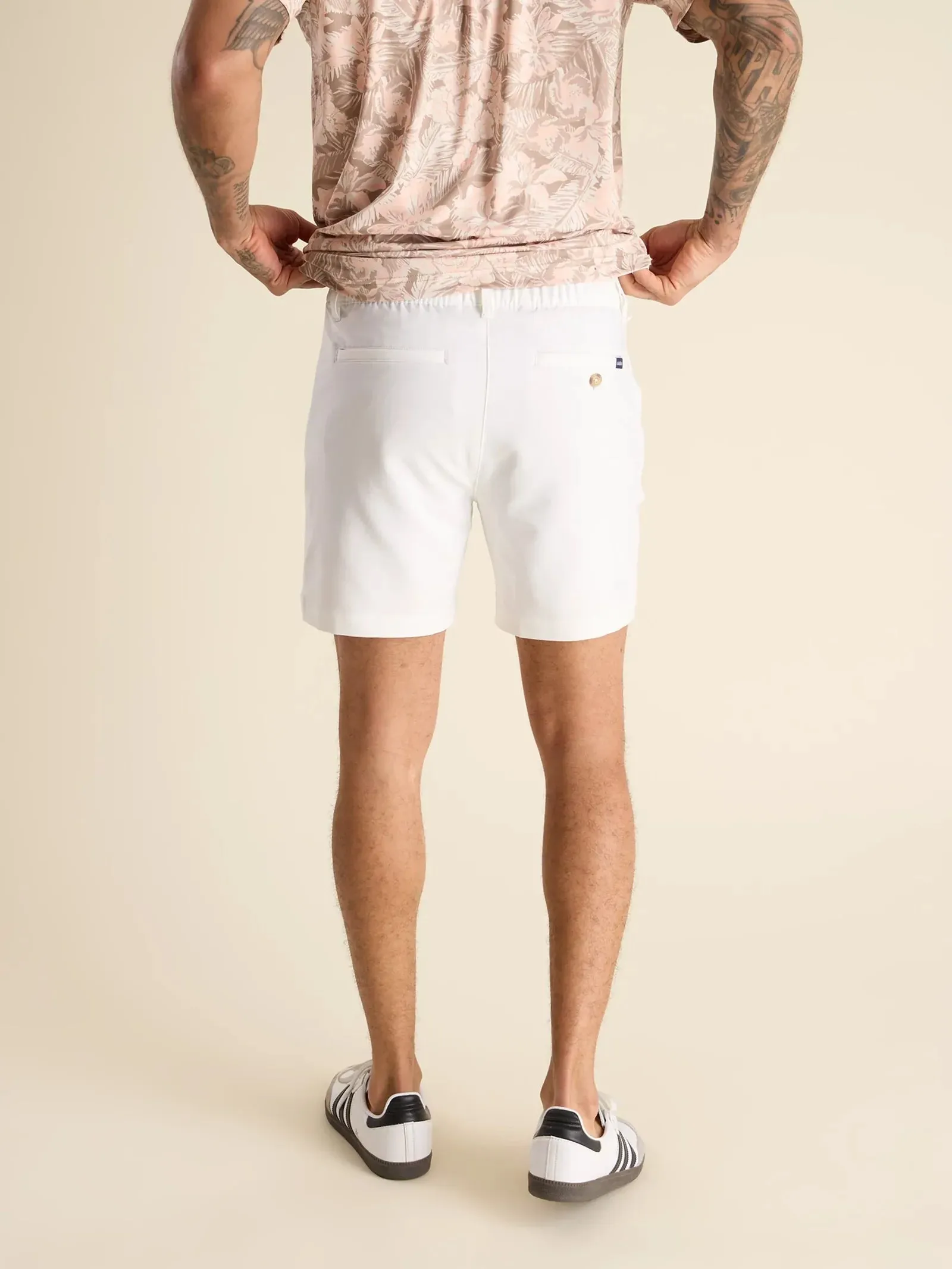 Herren Johnnie-O Chubbies 6-Zoll The Vannas Performance Shorts - Reinweiß