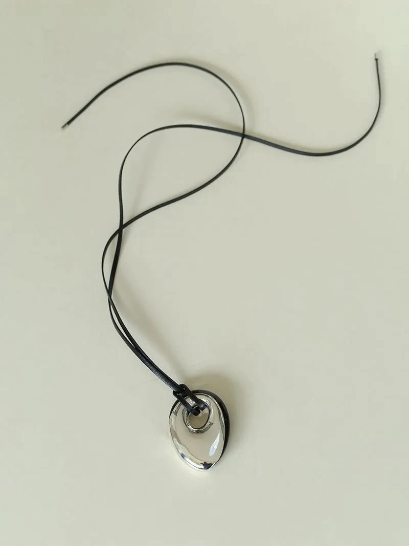Midnight Oval Obsidian Necklace