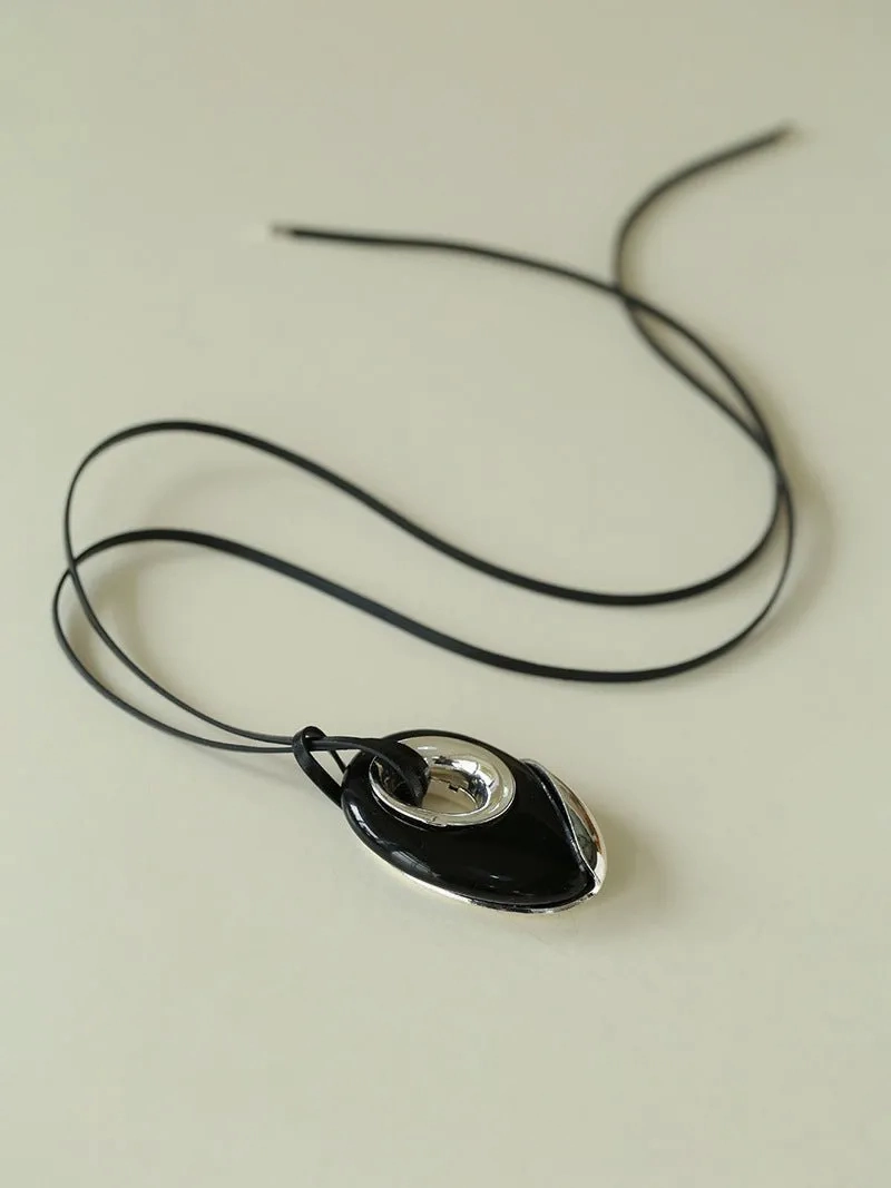 Midnight Oval Obsidian Necklace