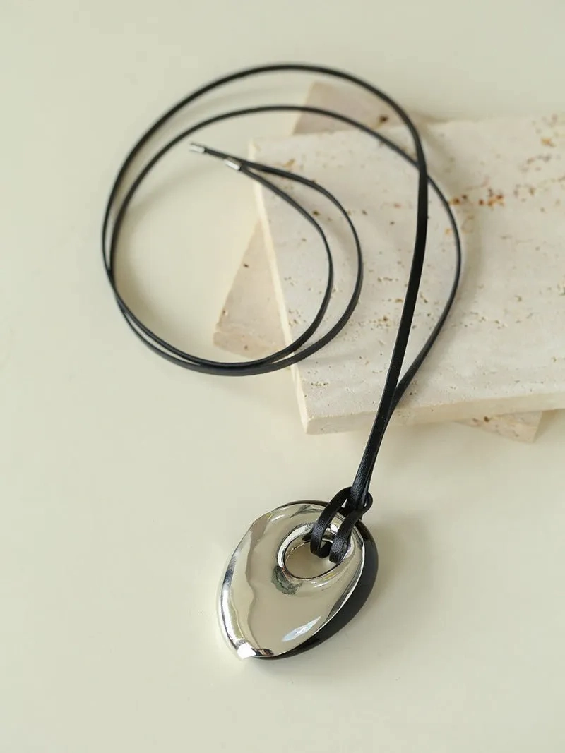Midnight Oval Obsidian Necklace
