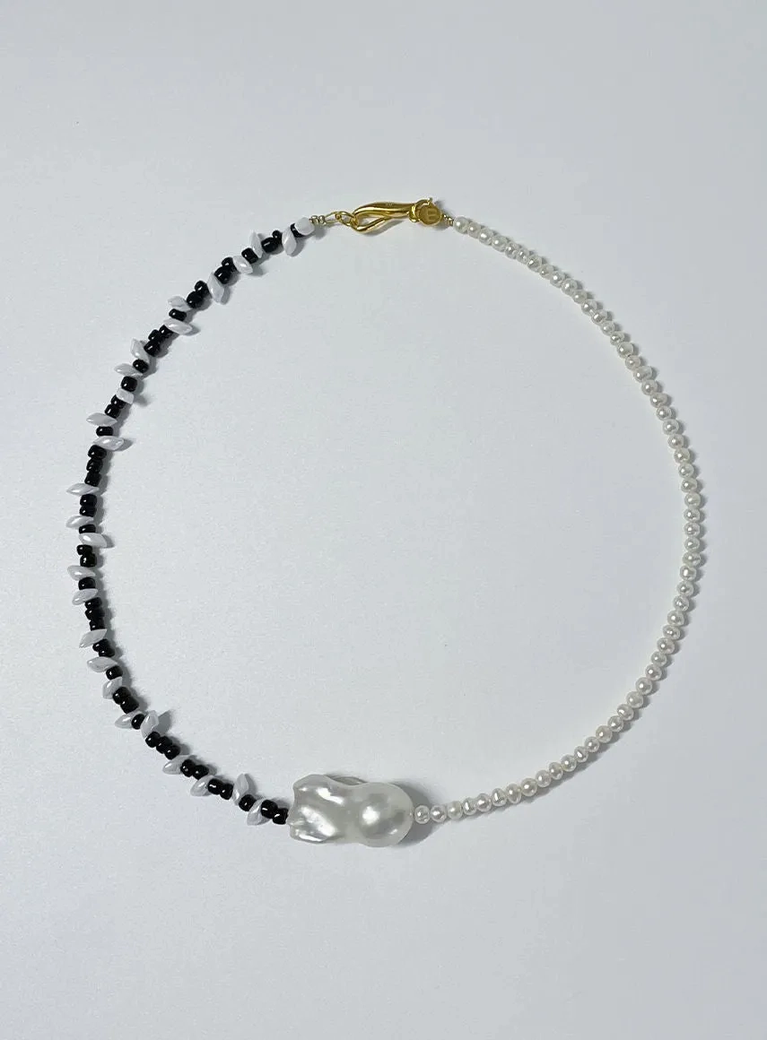 Mixed Baroque Pearl Ocra Gold Plated Necklace w. Pearls