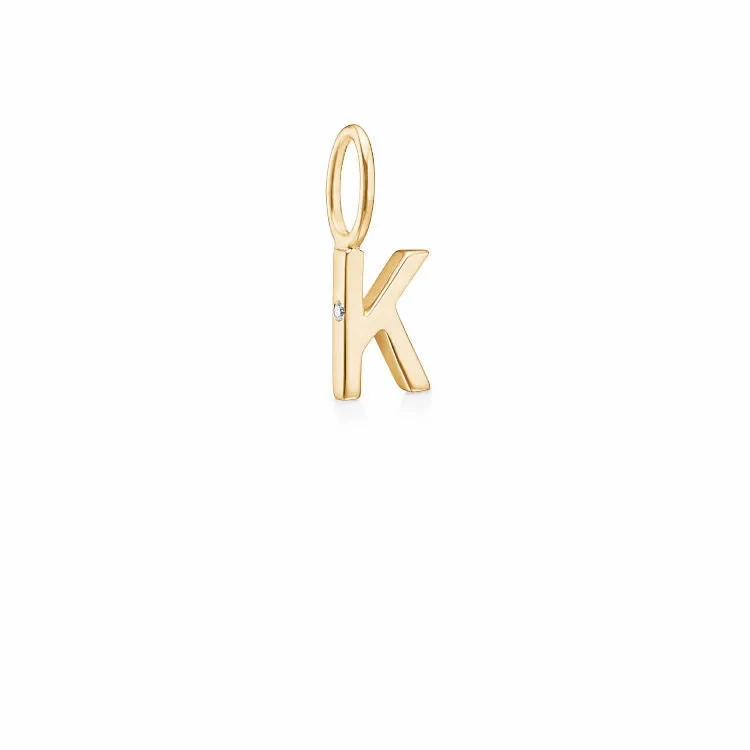 My K 18K Gold Pendant w. Diamond