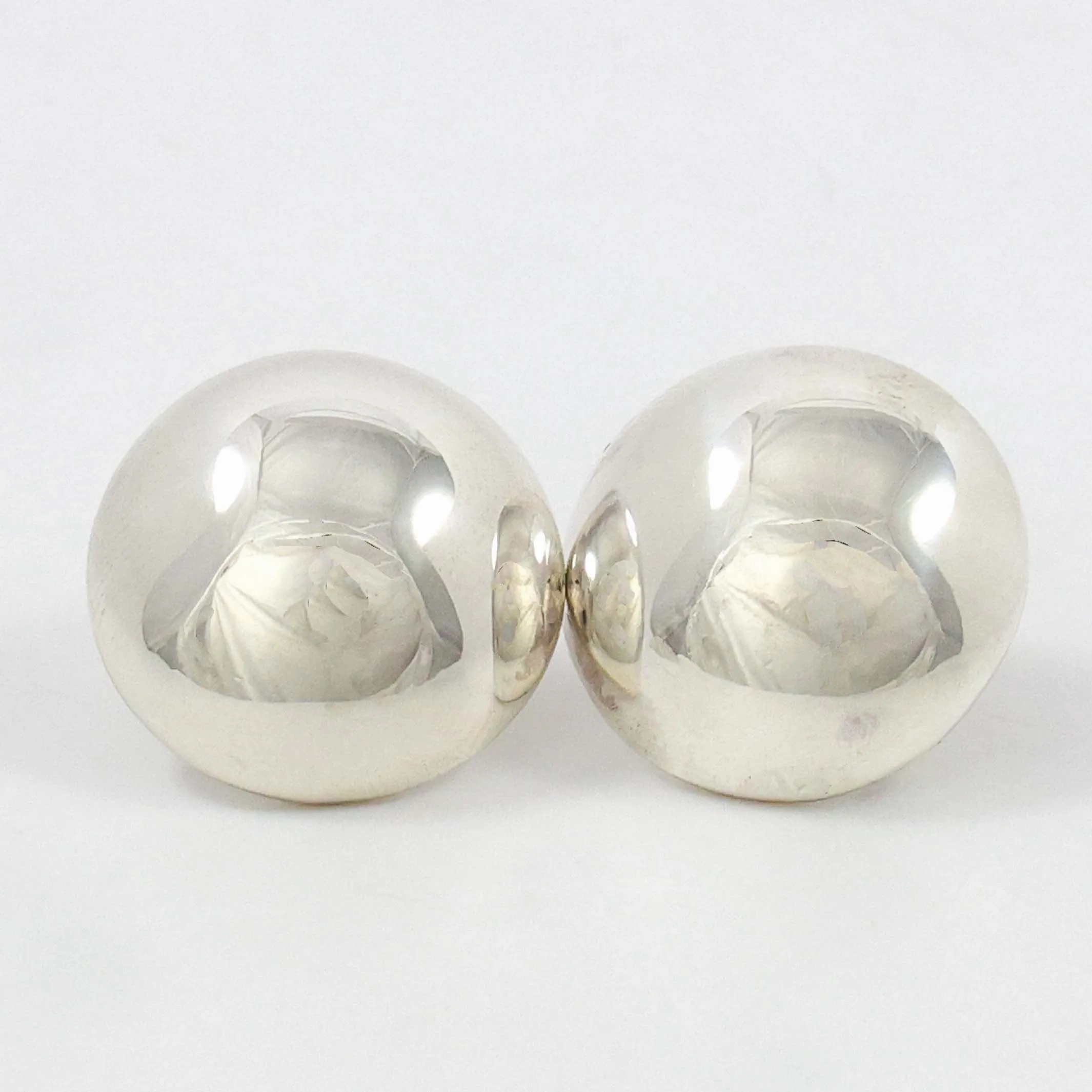 Navajo Pearl Earrings