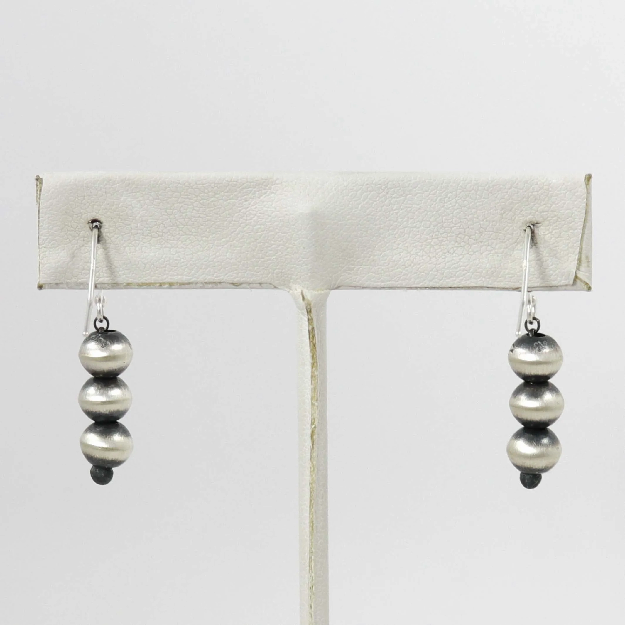 Navajo Pearl Earrings