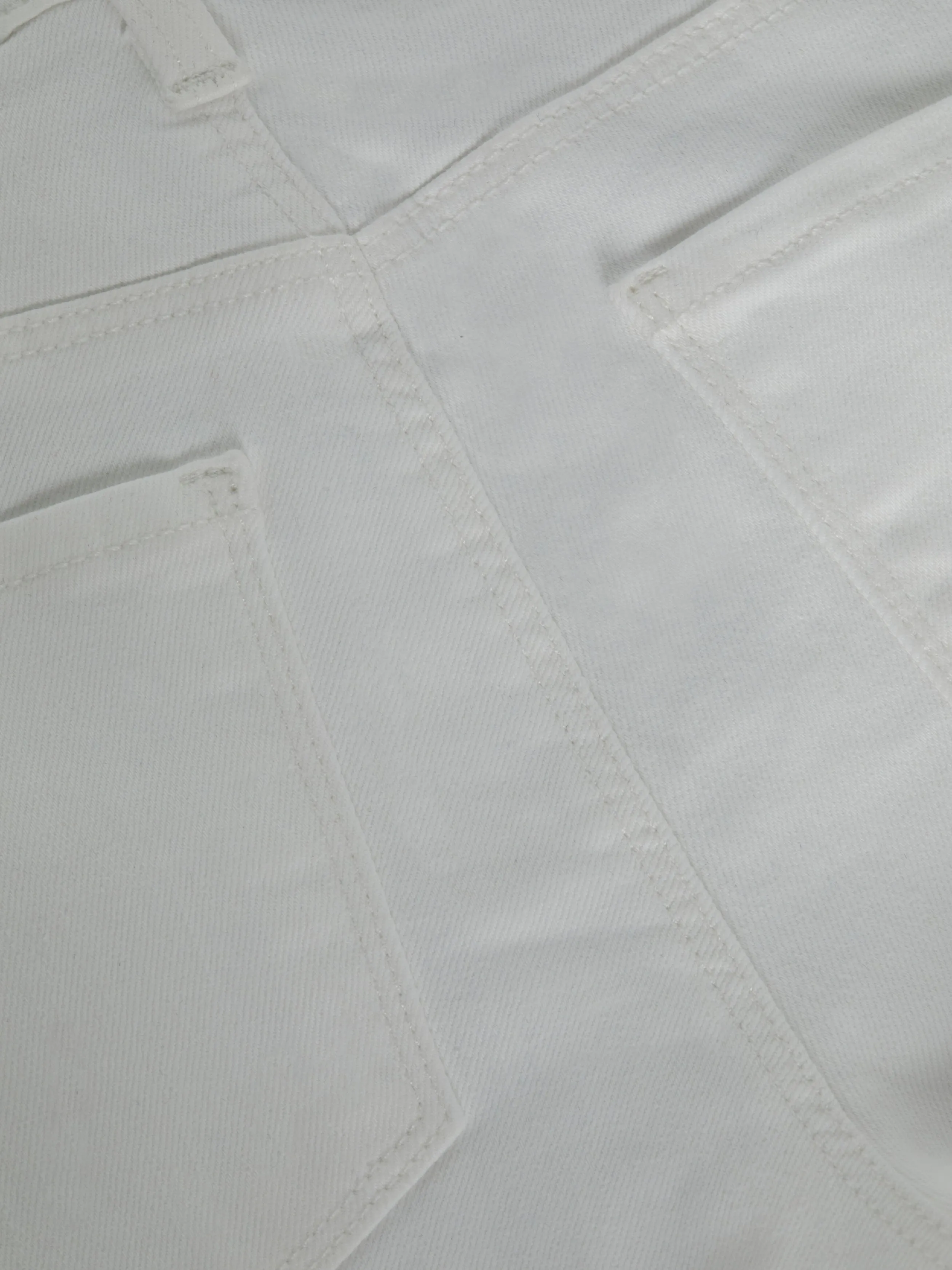 Nevia Slouchy Straight-Leg Jeans