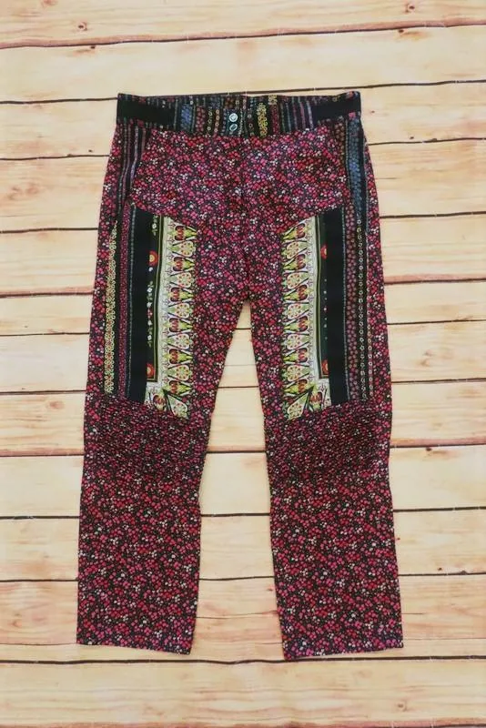 Nr. 21 Hose Schwarz/Mehrfarbig Blumen-Patchwork-Druck Seide Größe 36 Cropped Hosen