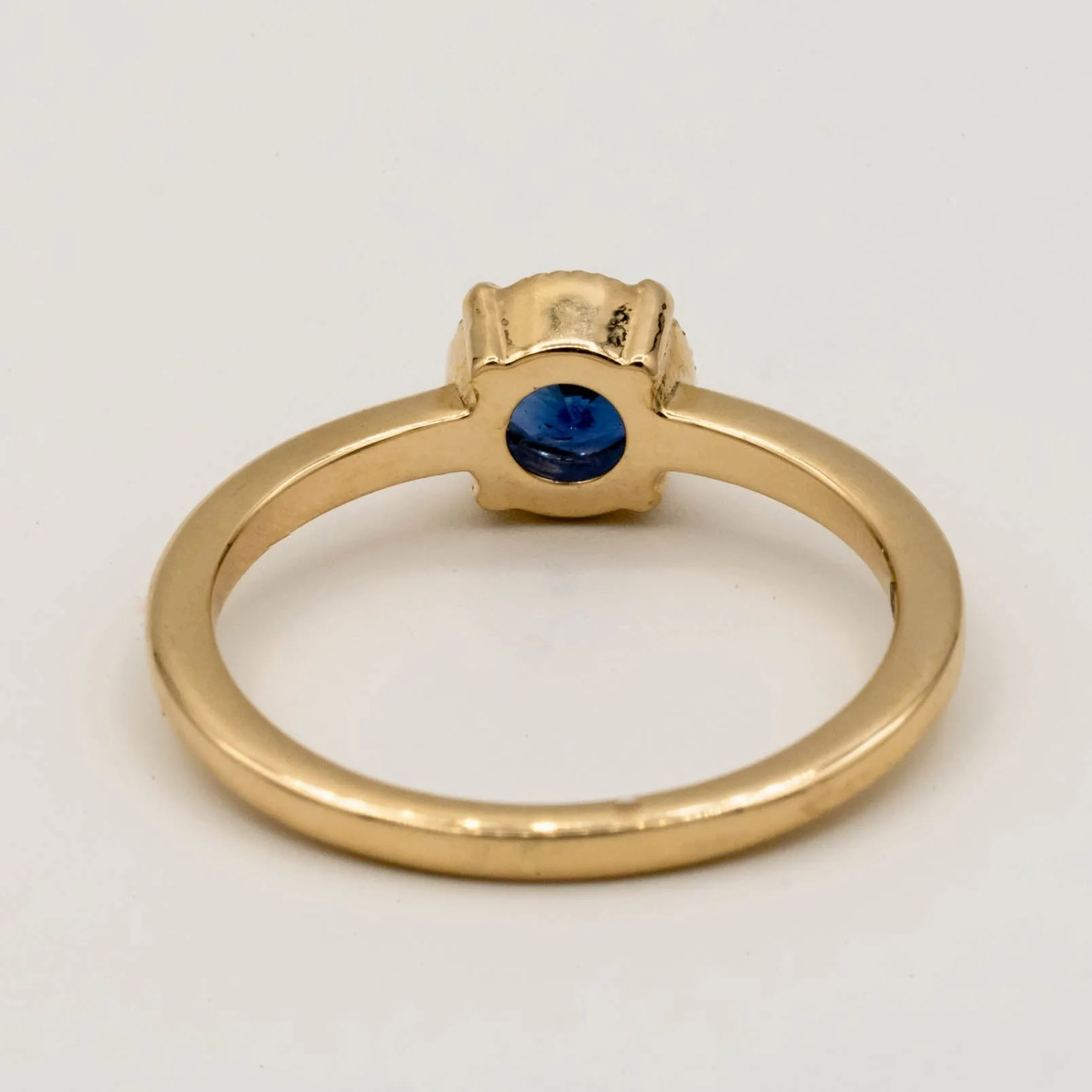 Oak Sapphire Engagement Ring | .87ct Round Sapphire | 14k Yellow Gold