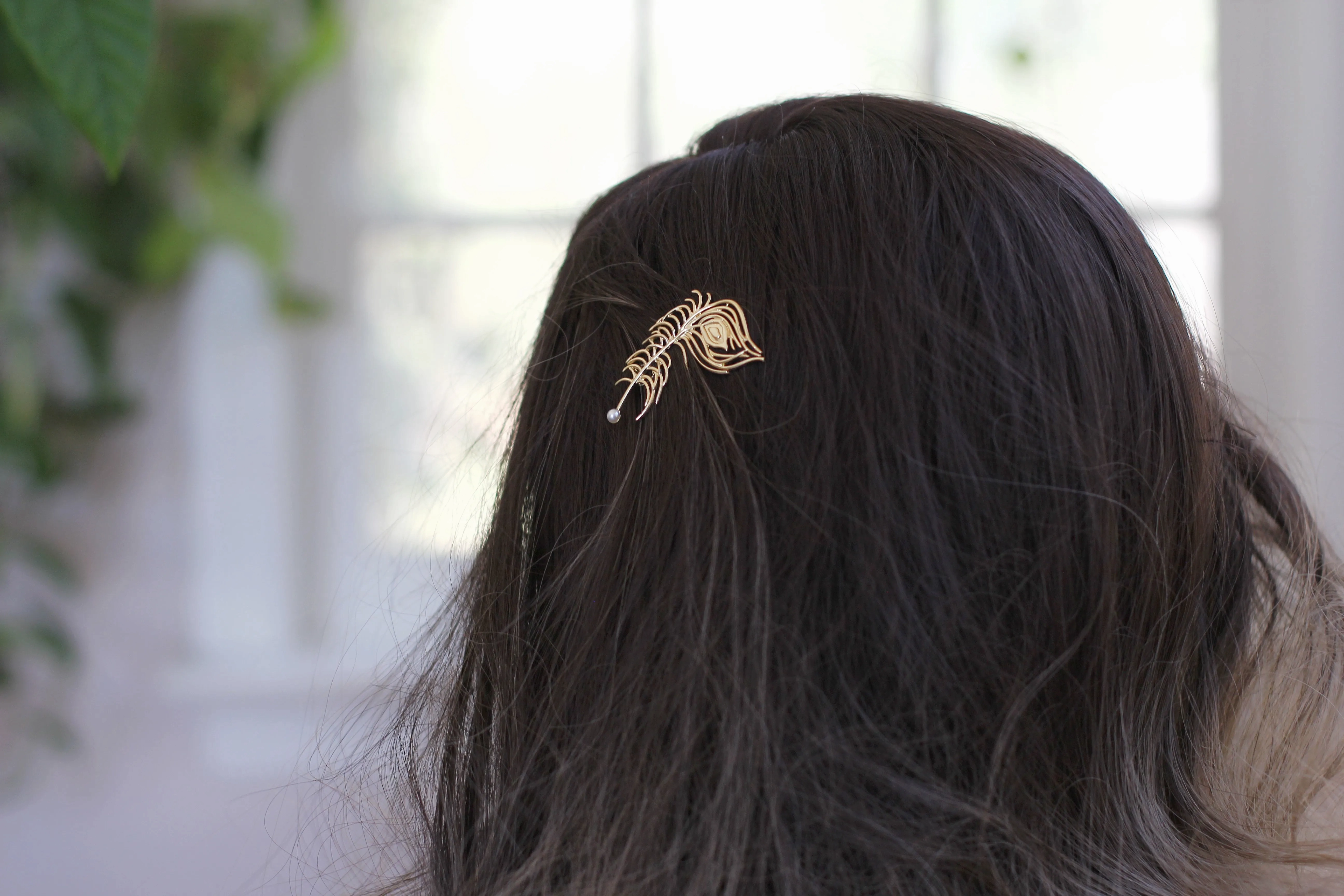 Peacock Feather Pearl Barrette