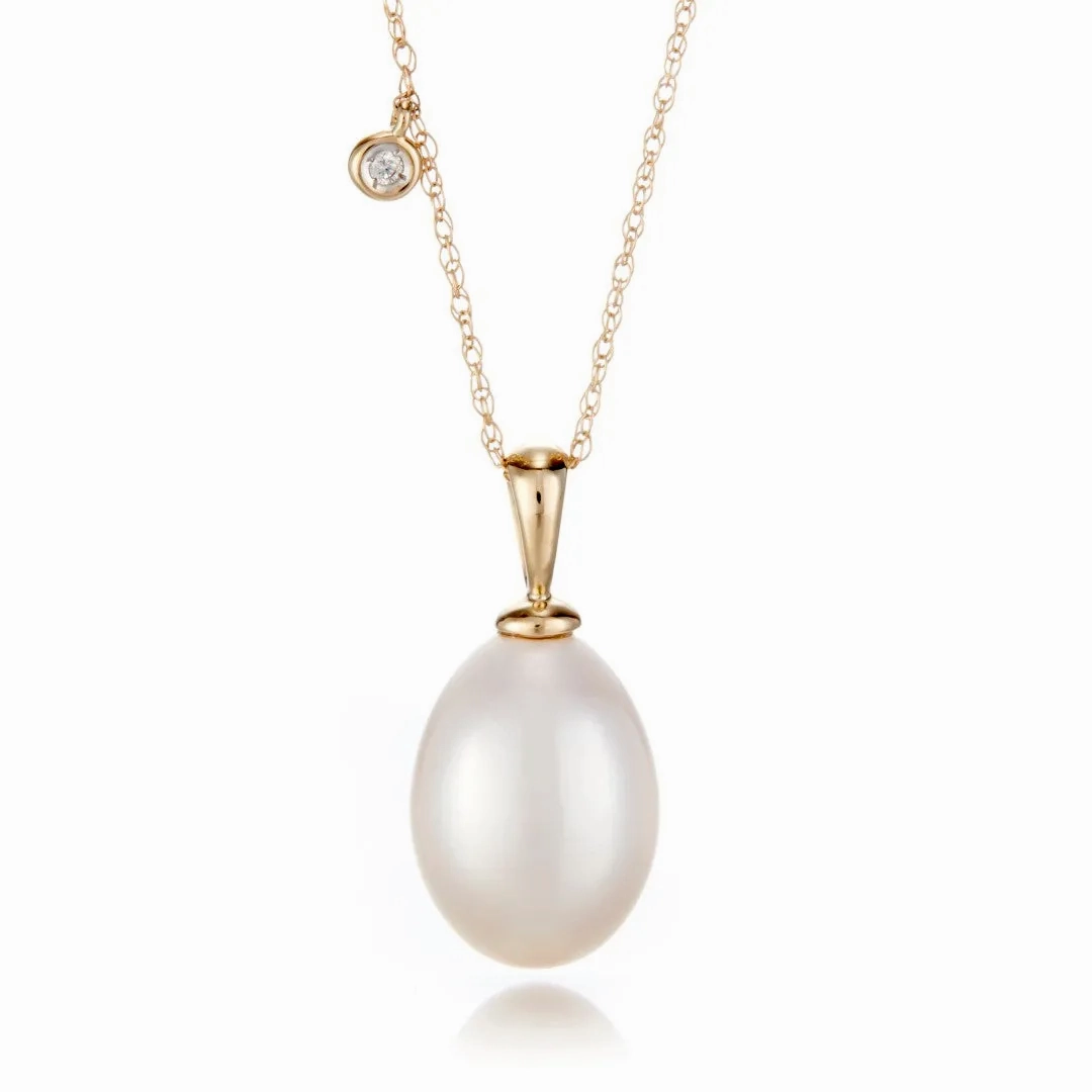 Pearl &amp; Diamond Pendant Necklace