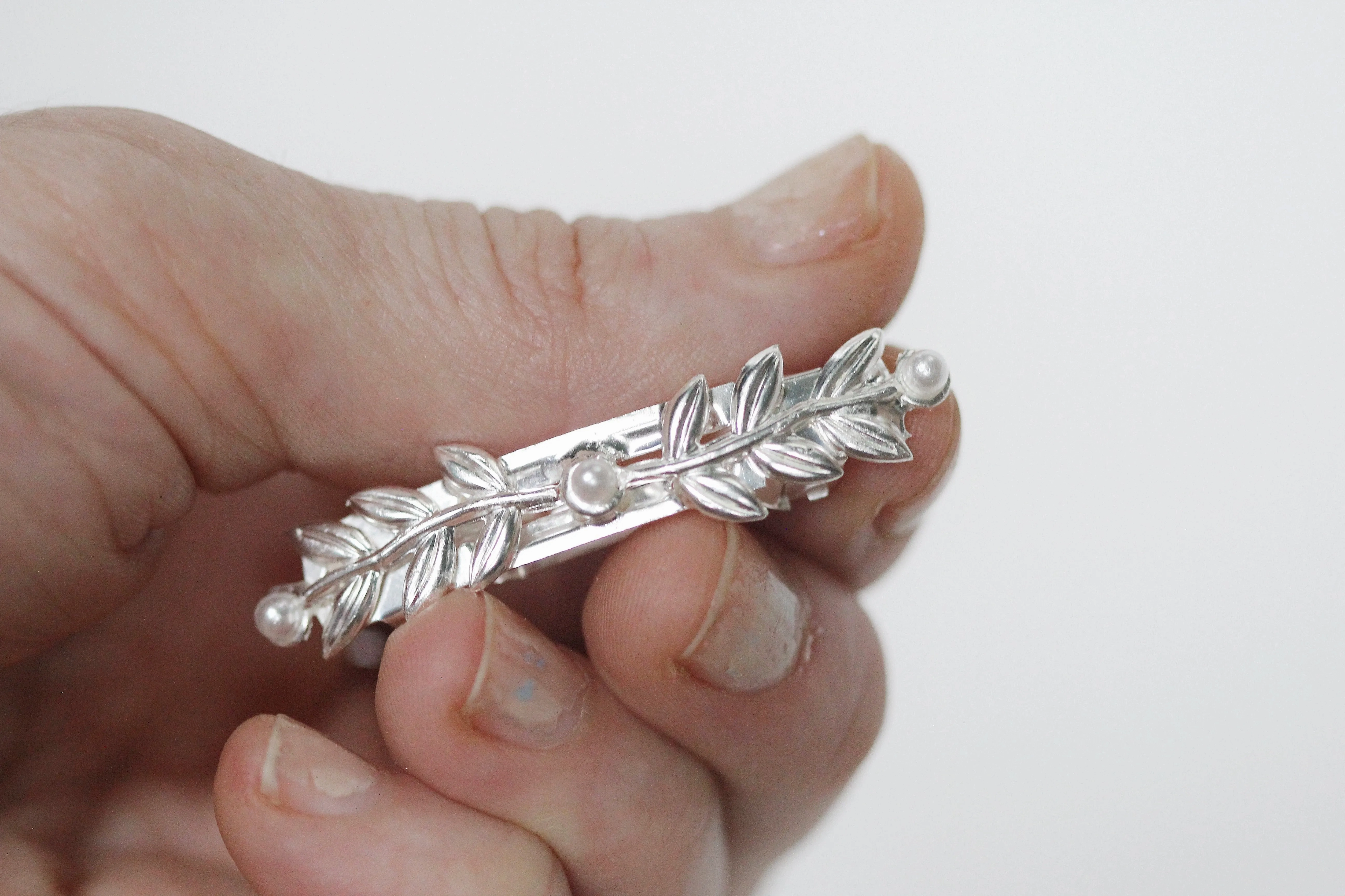 Preorder * Dainty Stems &amp; Leaves Barrette