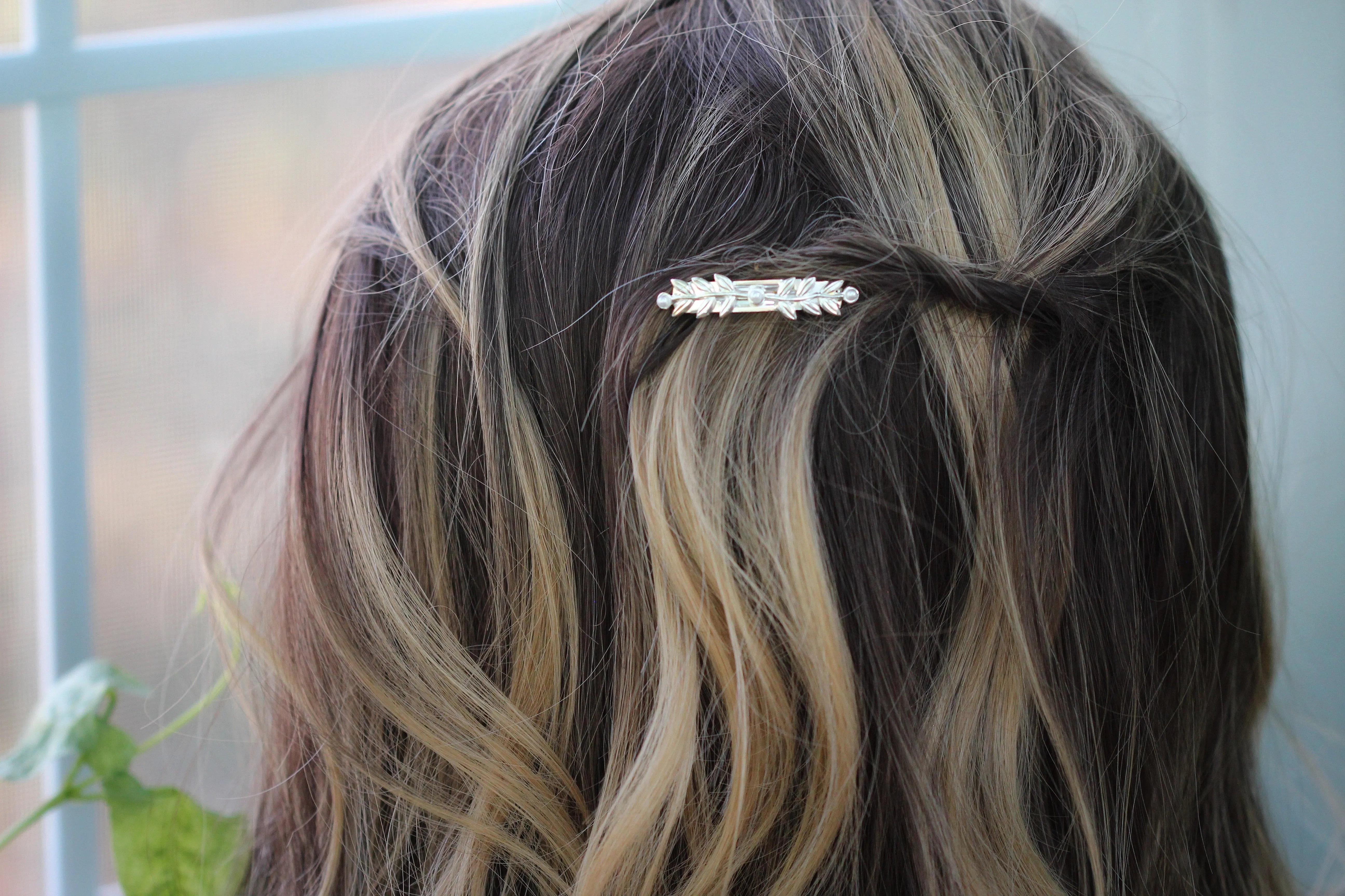 Preorder * Dainty Stems &amp; Leaves Barrette