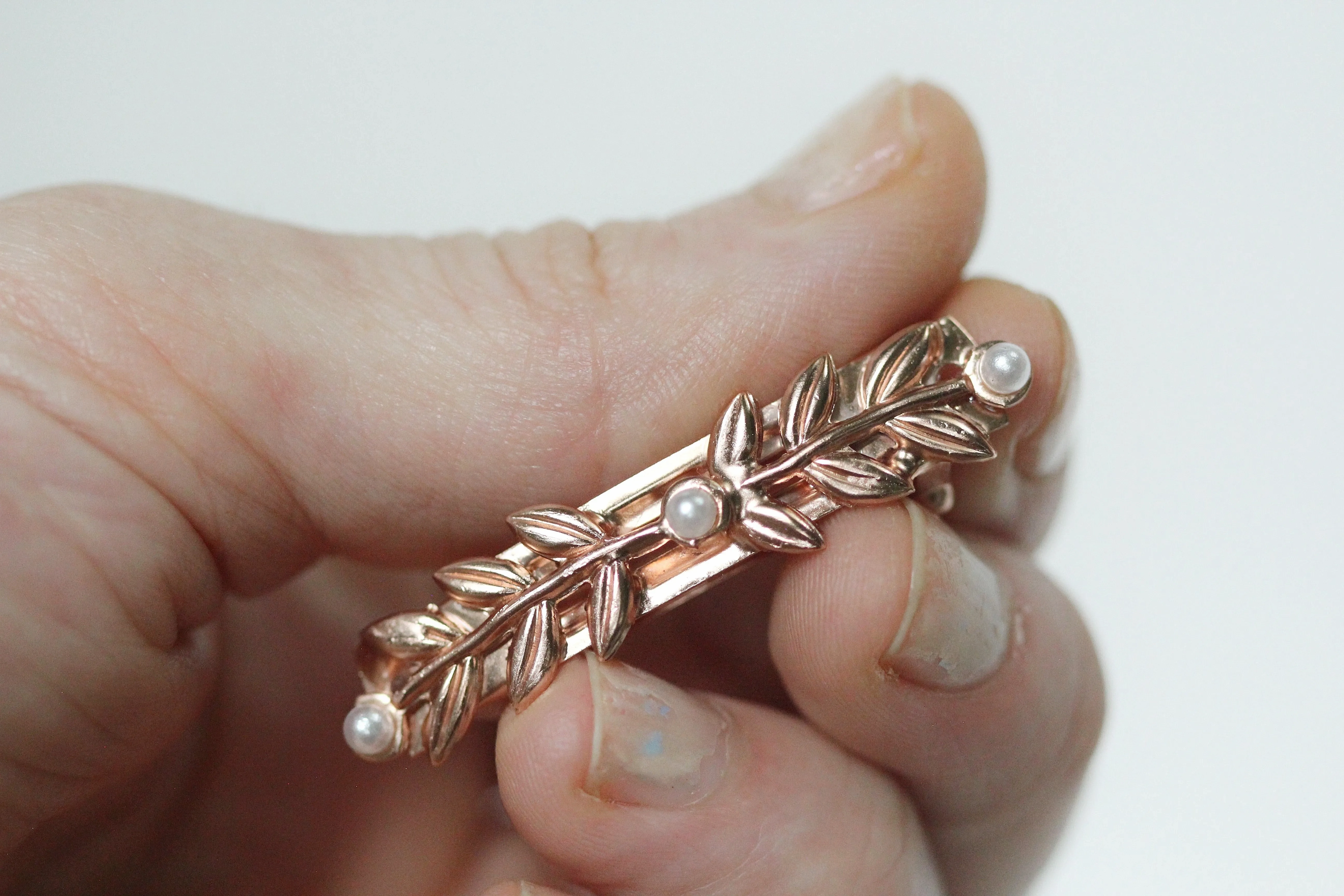 Preorder * Dainty Stems &amp; Leaves Barrette