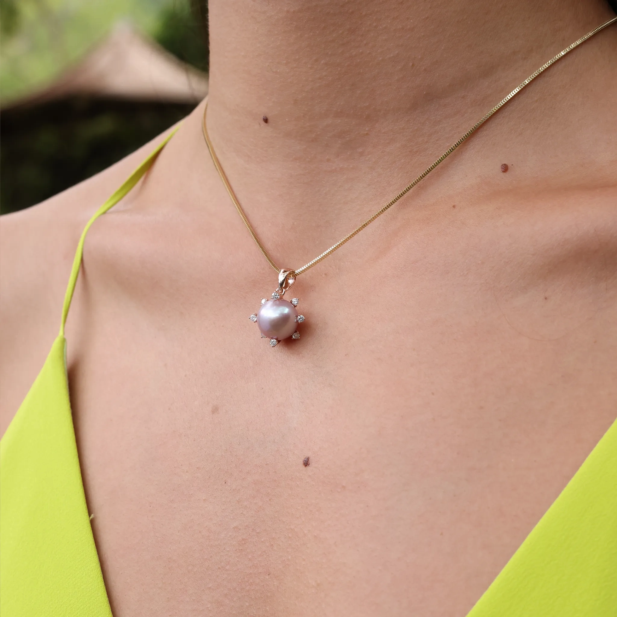 Protea Lilac Freshwater Pearl Pendant in Rose Gold with Diamonds - 11-12mm