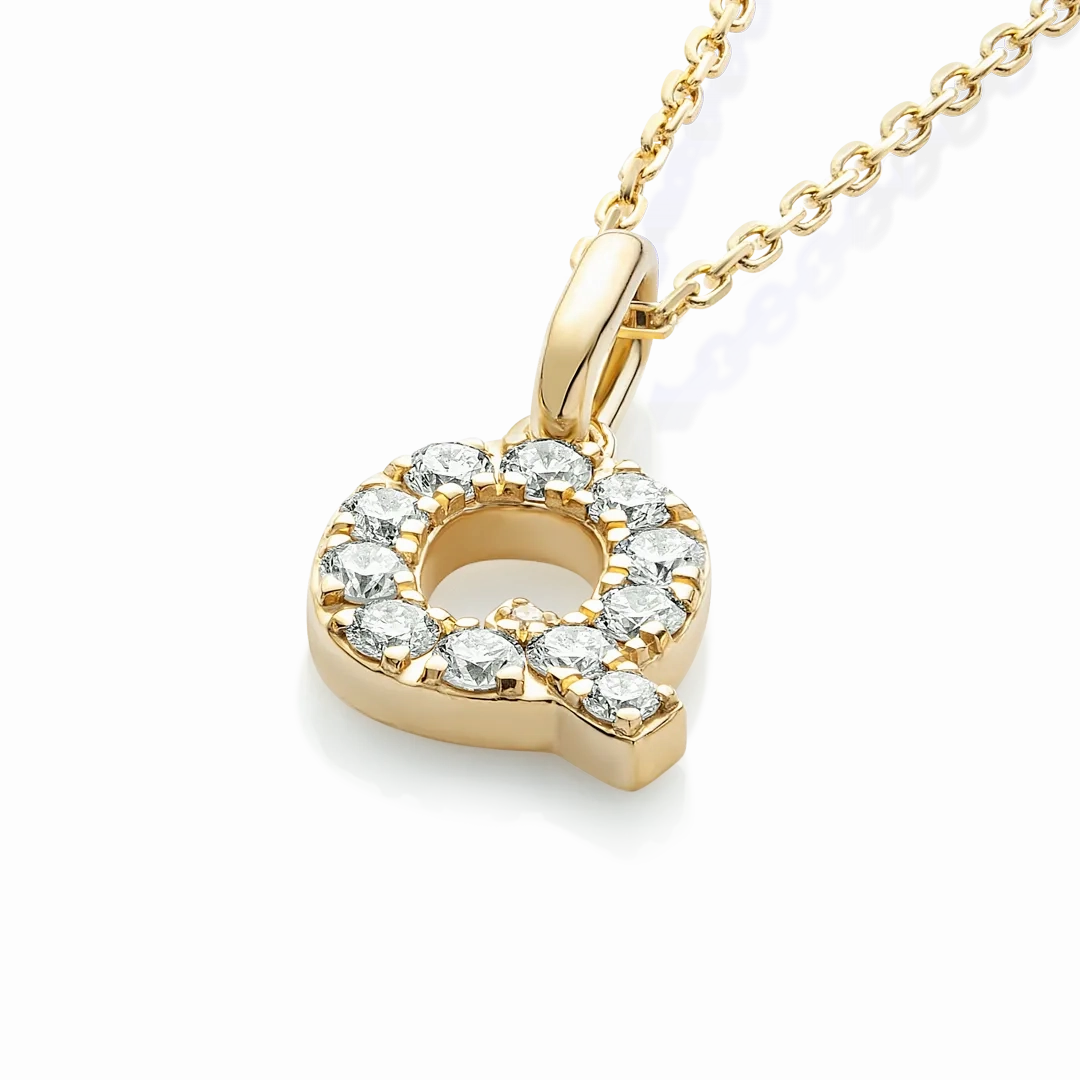 Q Letter Pendant Yellow Gold