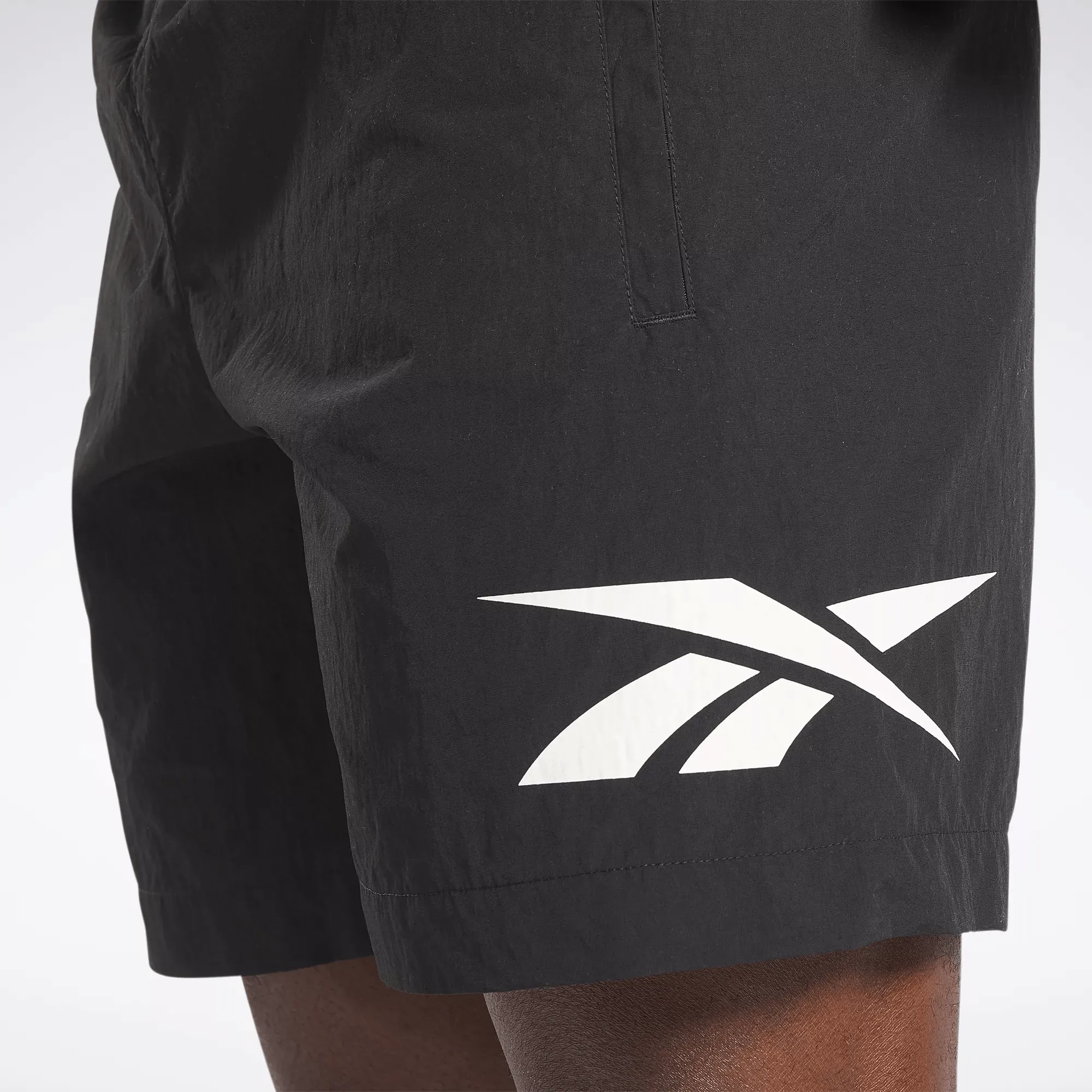 Reebok Clothing Classics Vector Gewebte Shorts