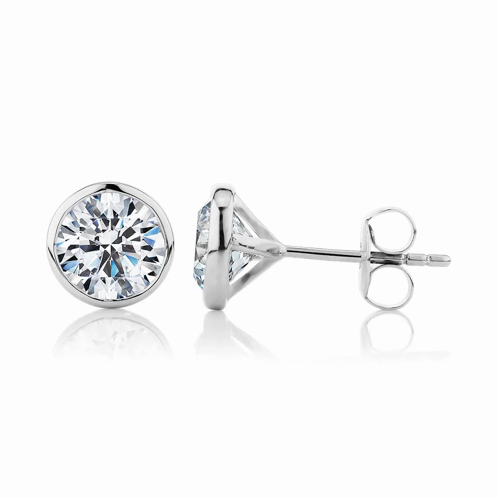 Round Brilliant stud earrings with 3 carats* of diamond simulants in 10 carat white gold