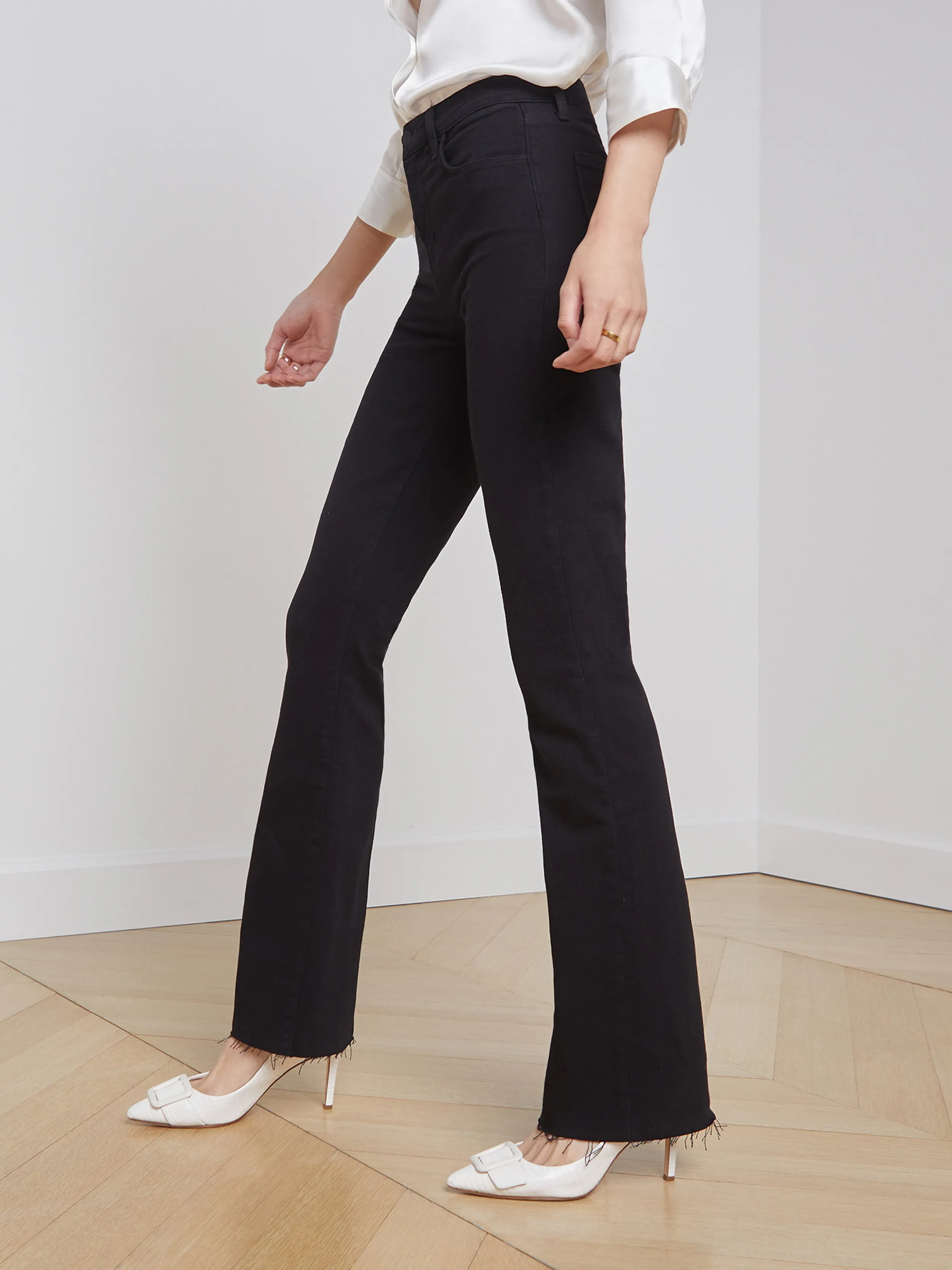 Ruth Gerade-Schnitt Jeans