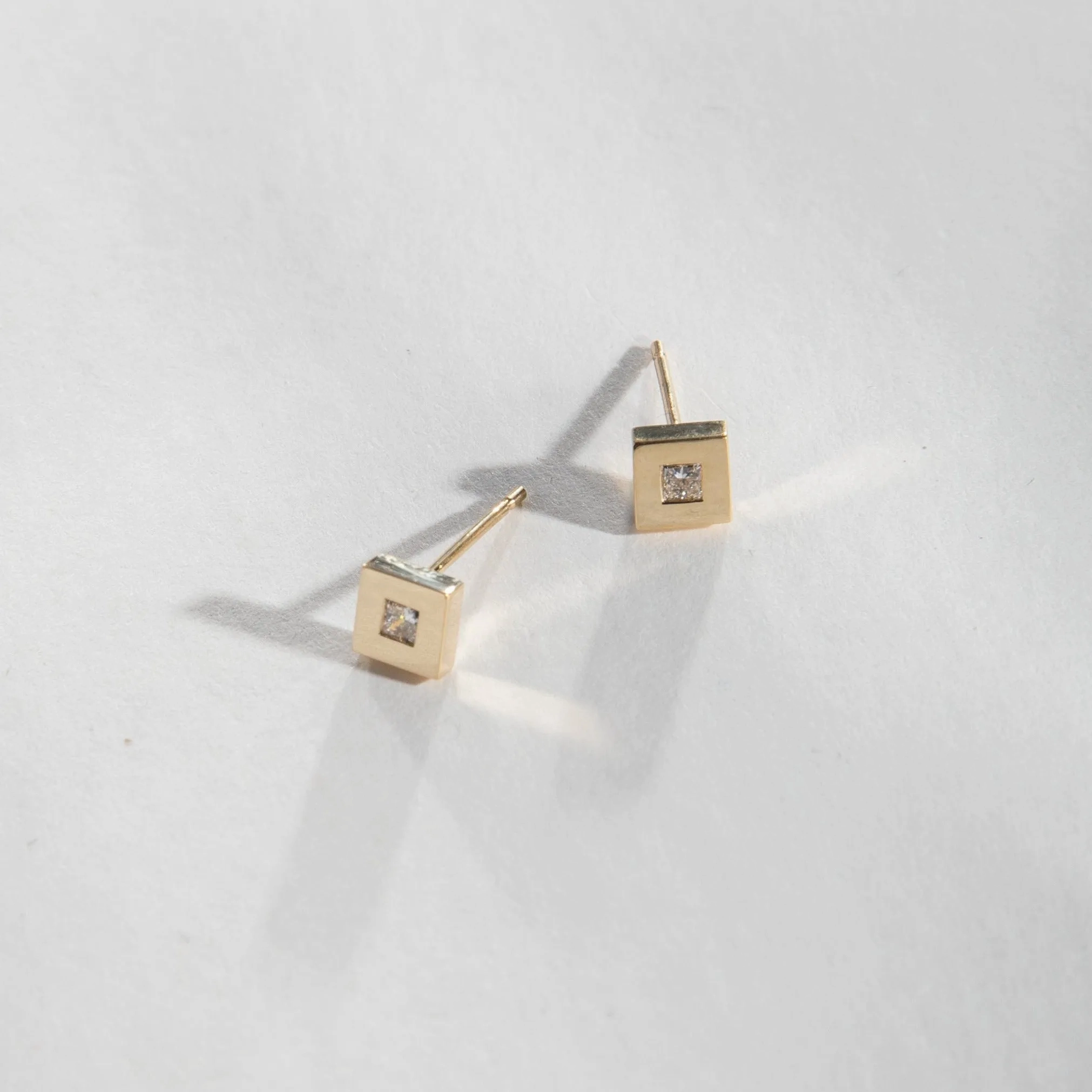 Sada Earrings with Lab-grown diamonds