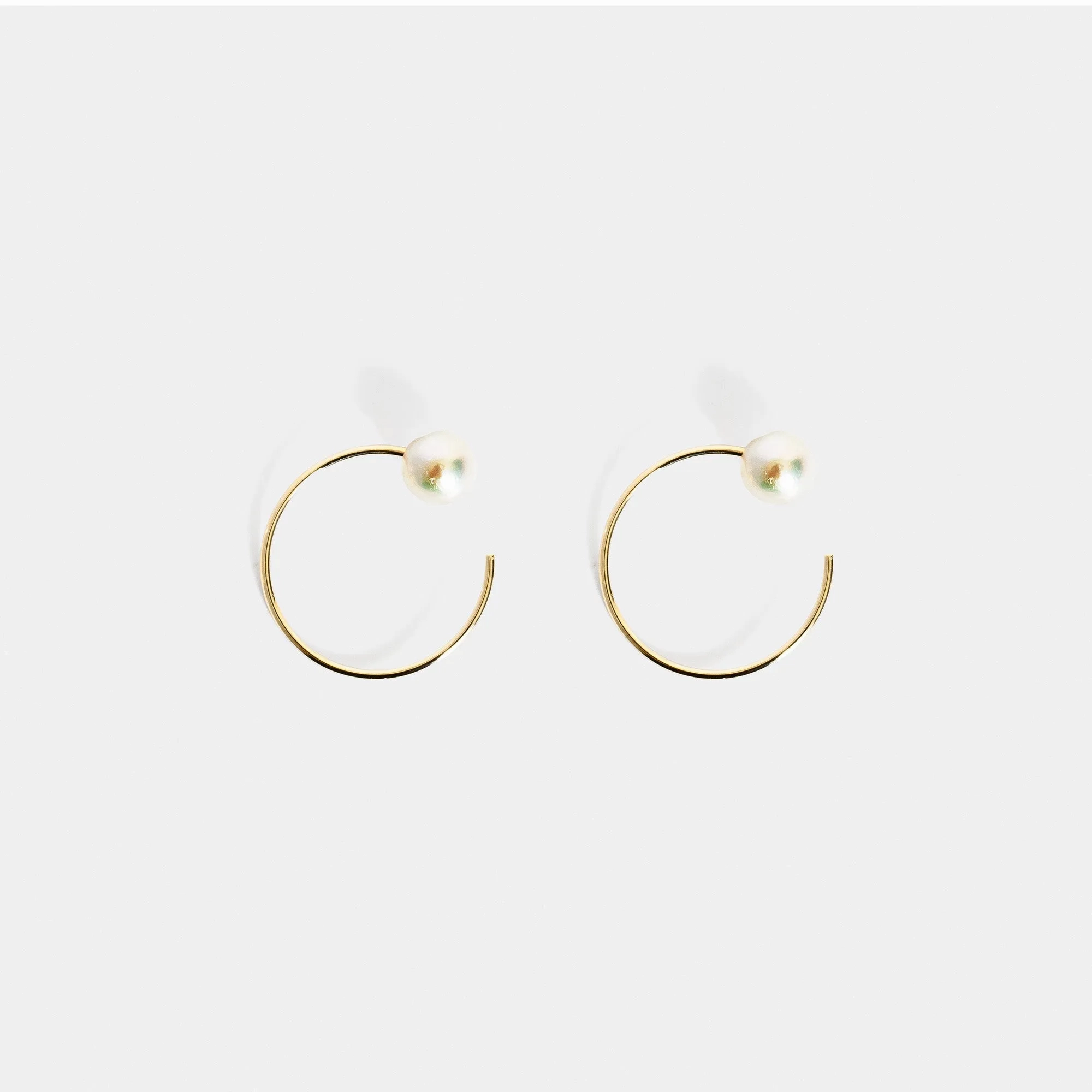 Saga Small Earrings with Pearls