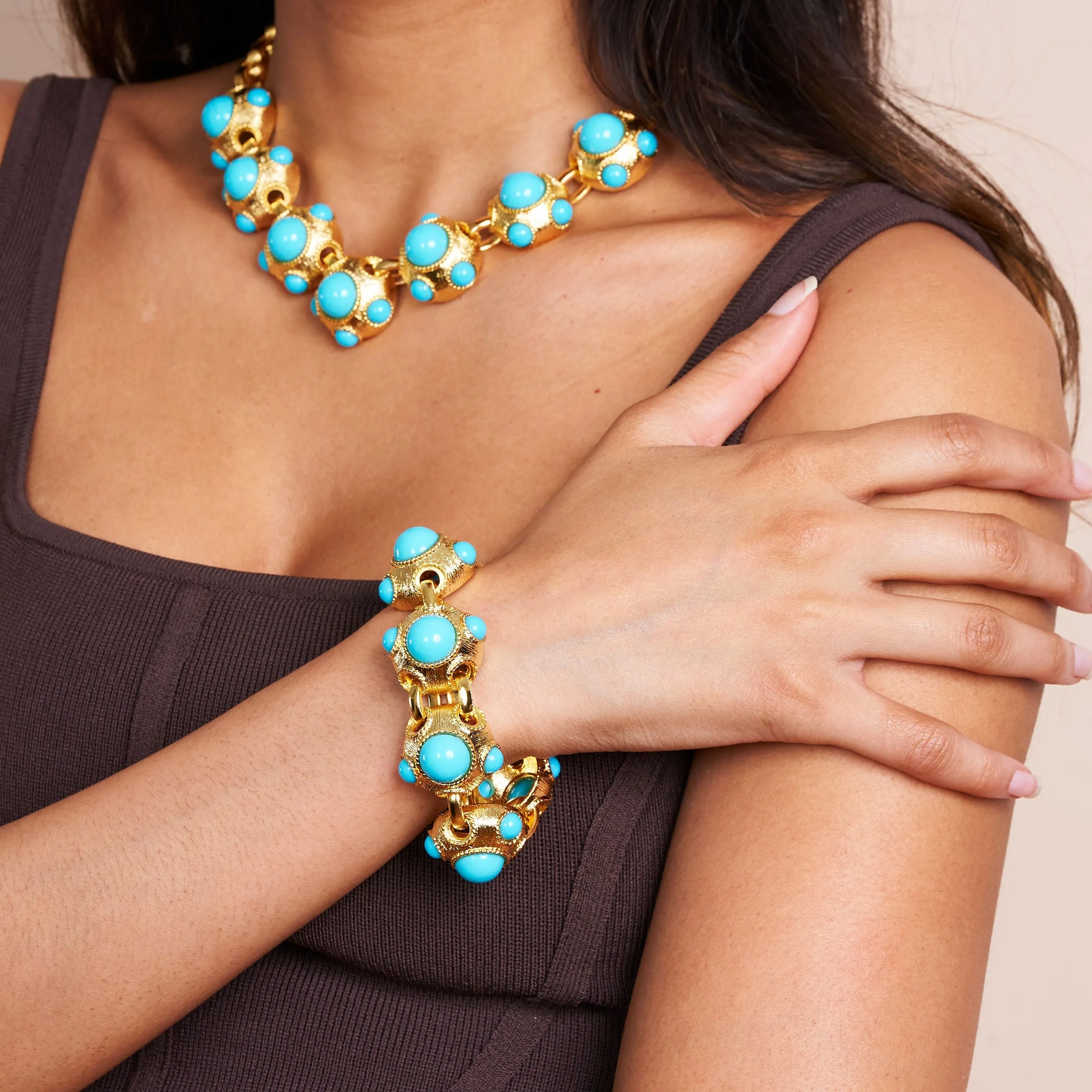 Satin Gold &amp; Turquoise Center Bracelet