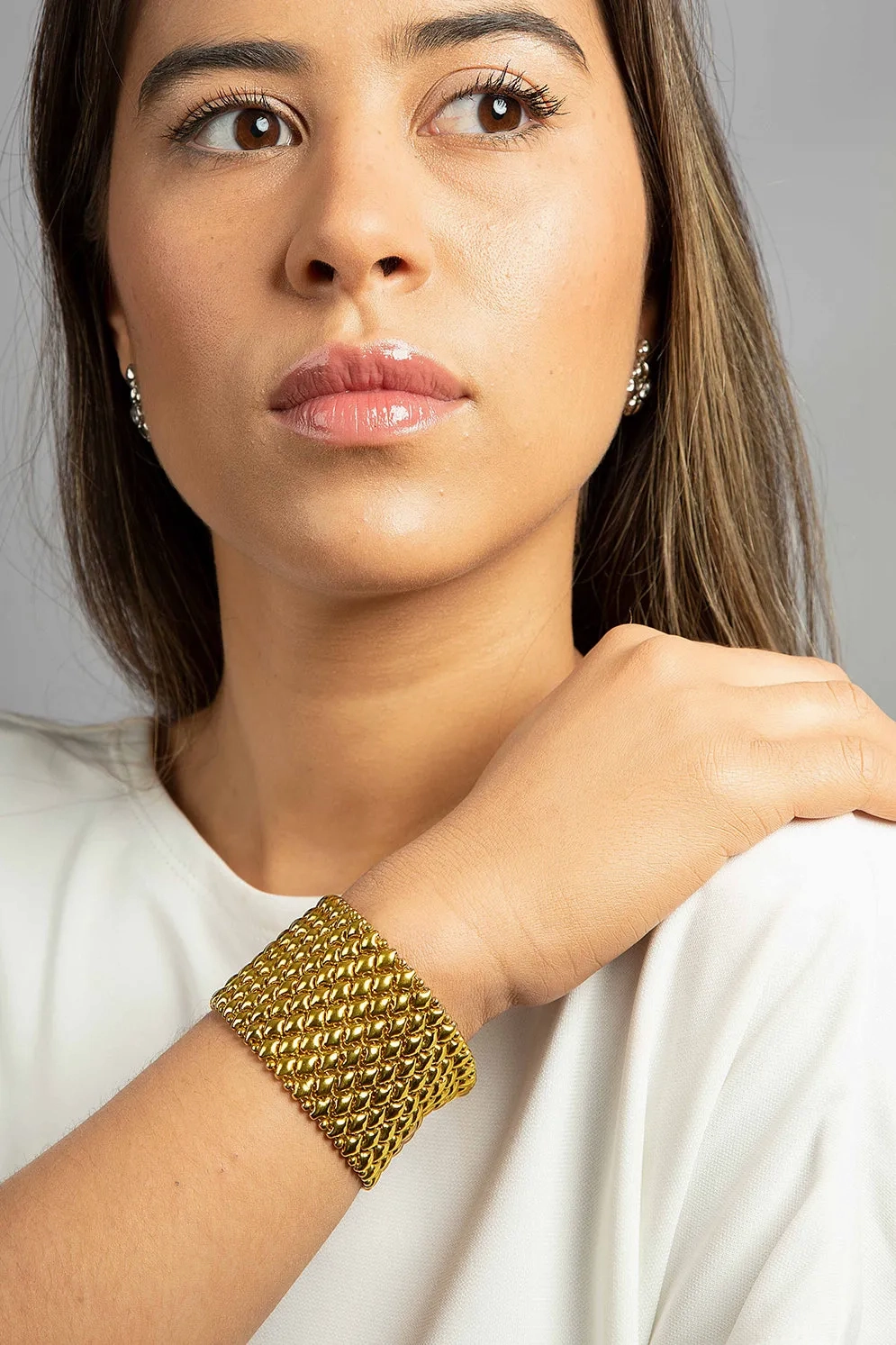 SG Liquid Metal B8 ?C G24K Gold 24k Finish Bracelet by Sergio Gutierrez