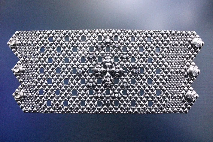 SG Liquid Metal LEB 3702 ?C Antique Silver Finish Bracelet by Sergio Gutierrez