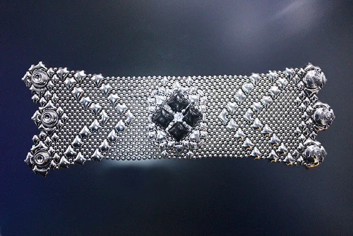 SG Liquid Metal PRB1- N ?C  Onyx - Chrome Finish and Onyx Bracelet by Sergio Gutierrez