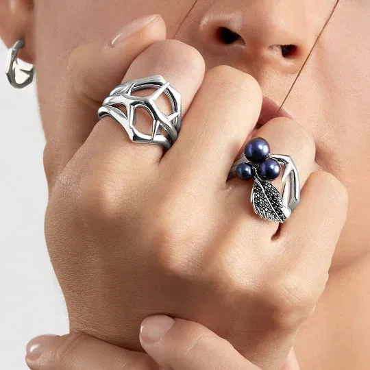 Shaun Leane Blackthorn Sterling Silver Triple Ring