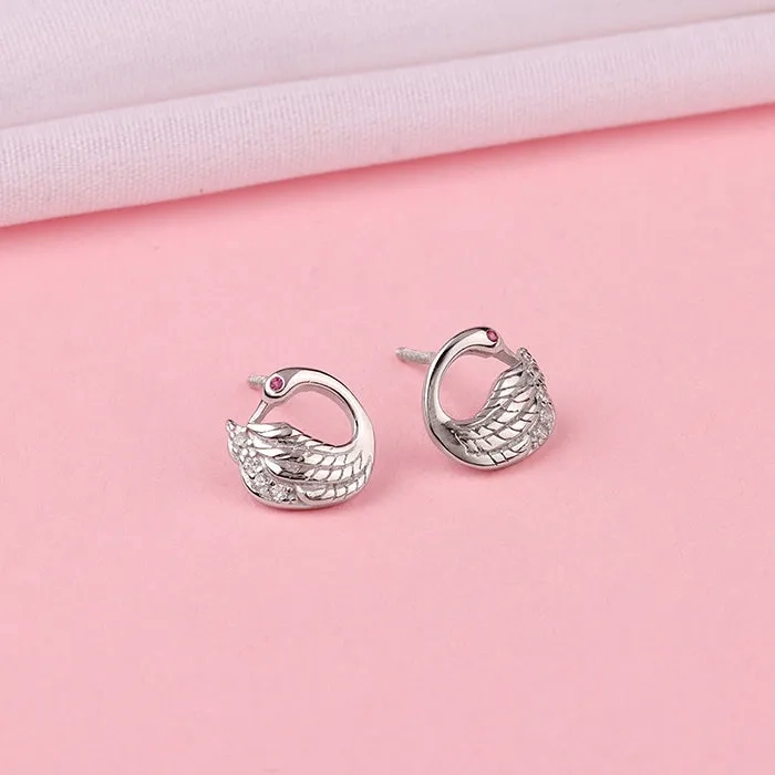 Silver Classy Swan Earrings