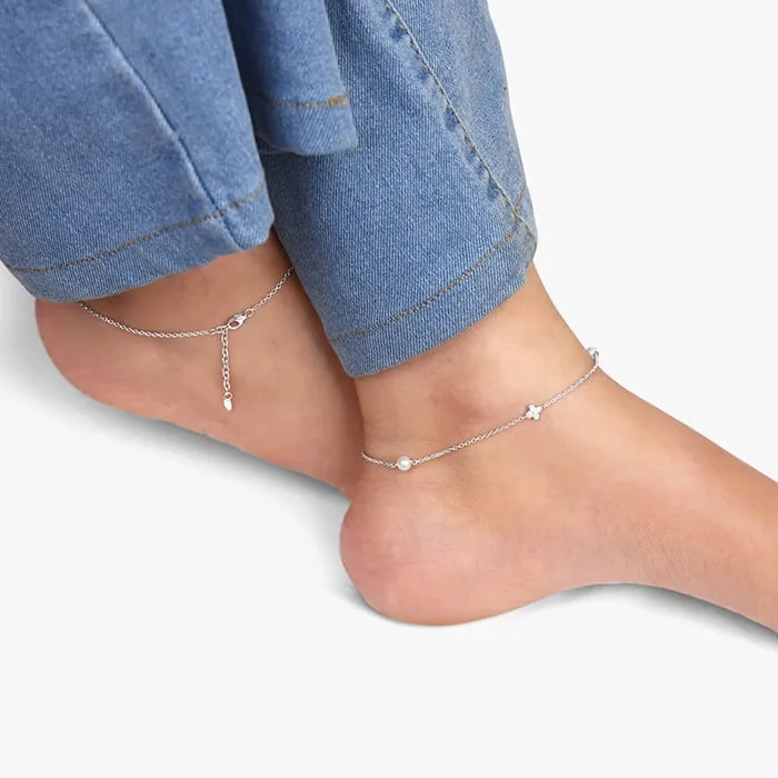Silver Pearls &amp; Flower Anklet