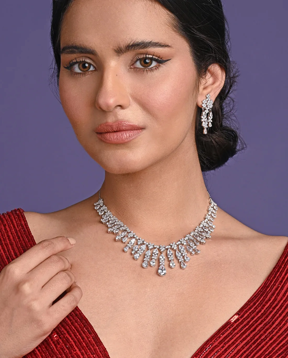 Silver Queen's Necklace Jewellery Set