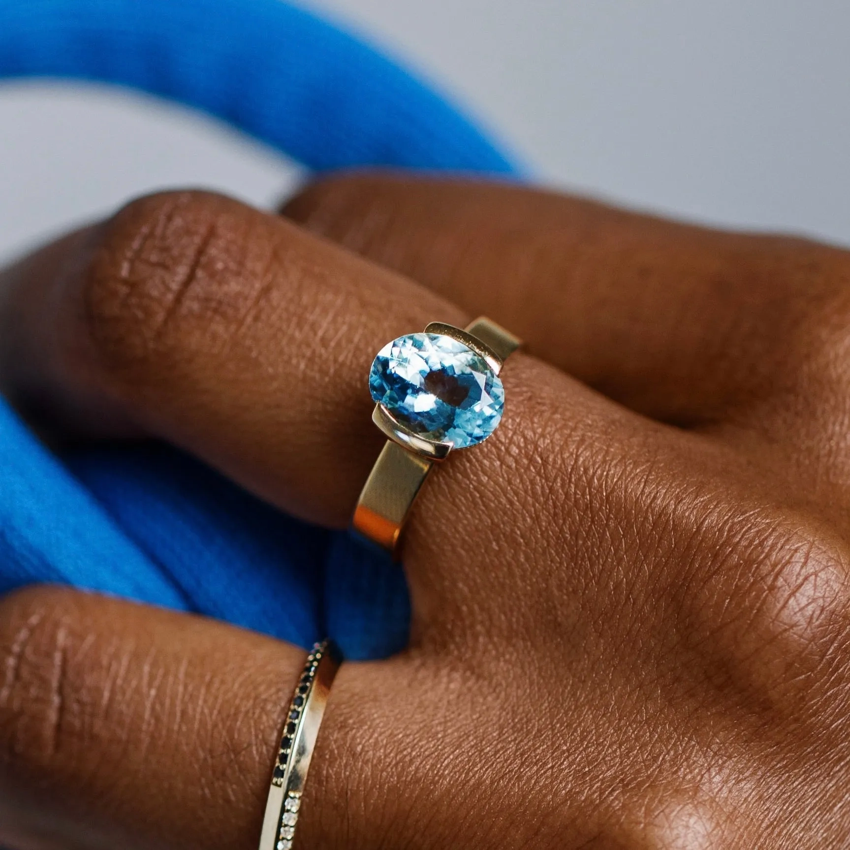 Silvi Ring with Aquamarine in Gold