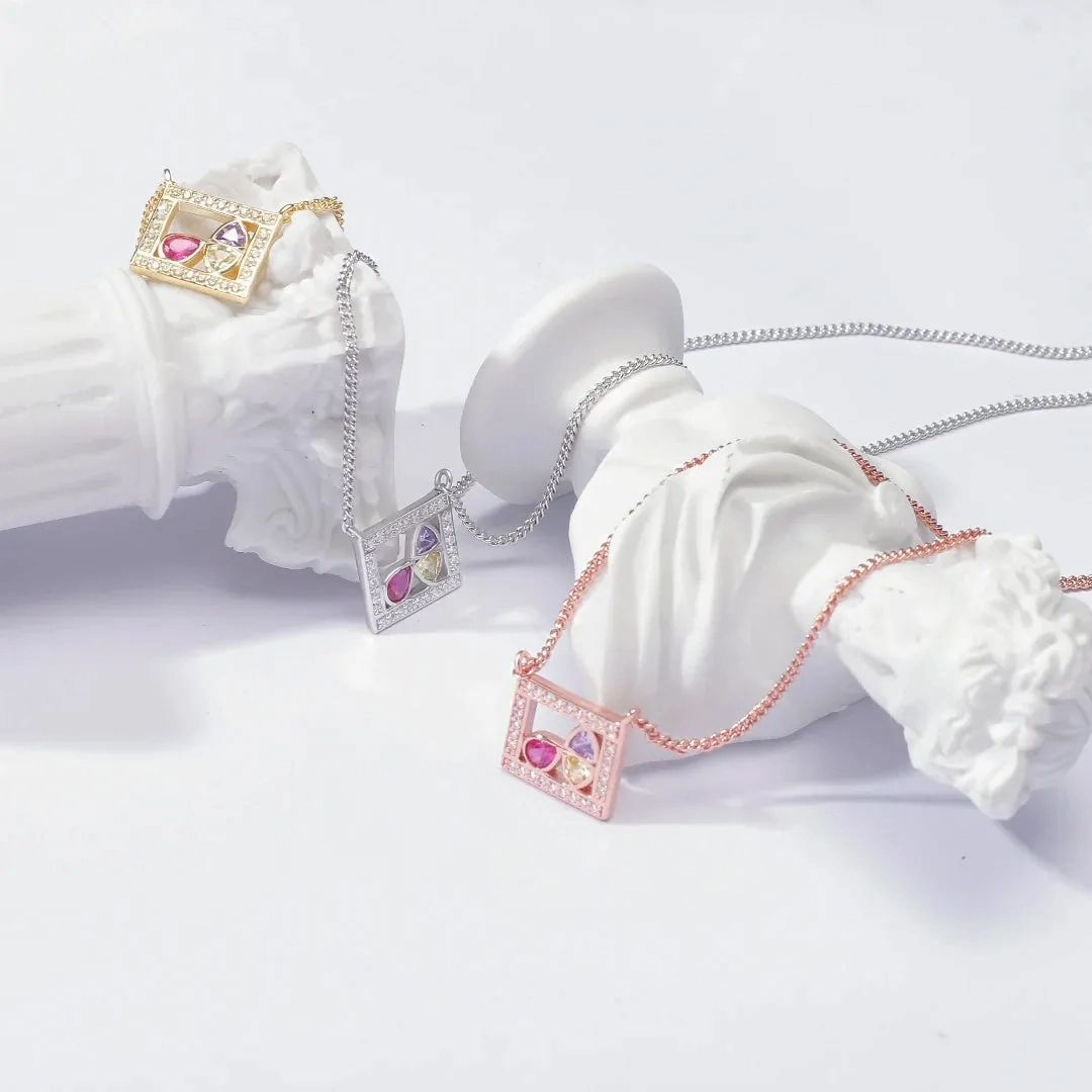 Square Necklace La beaut?? de l'espoir Collection by Venus