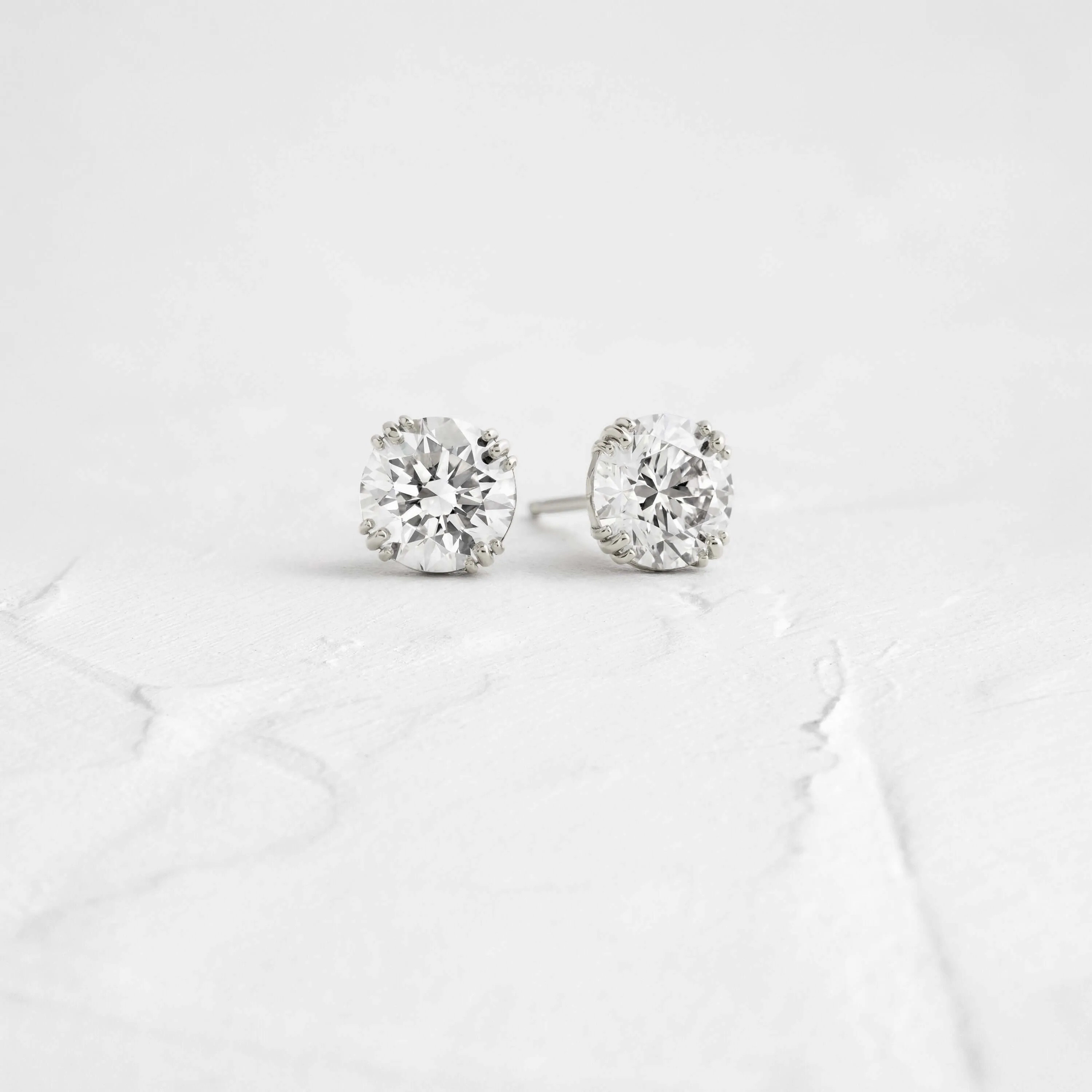 Threaded Studs, Round Cut