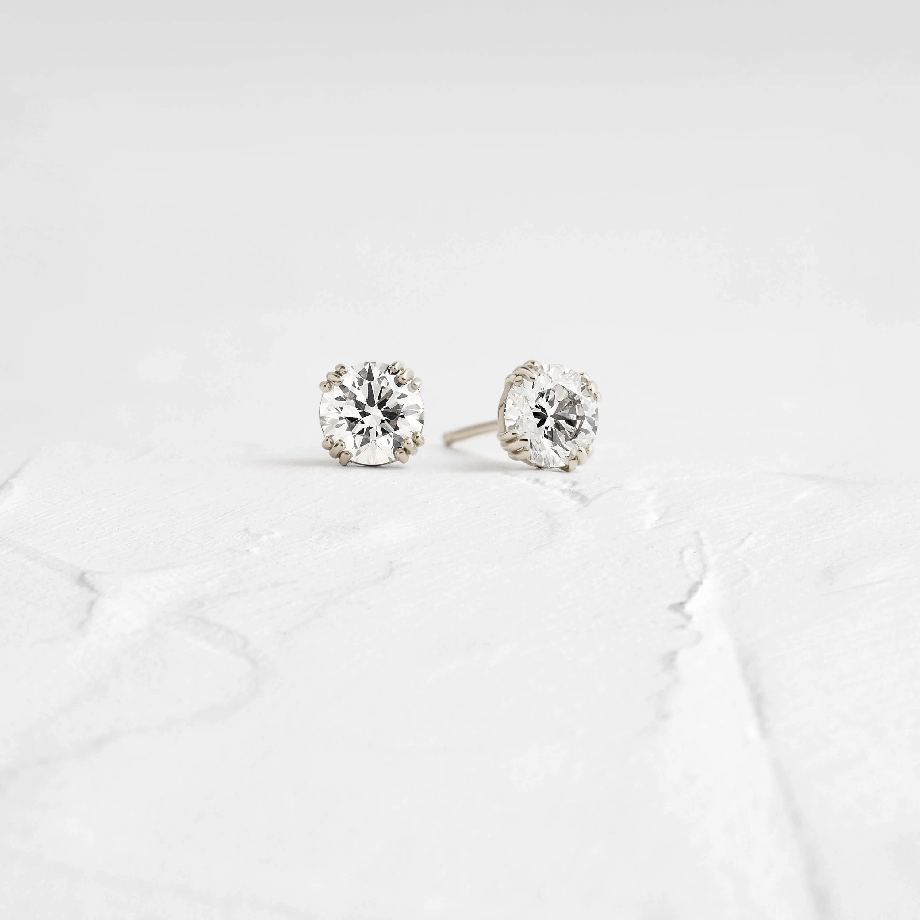 Threaded Studs, Round Cut
