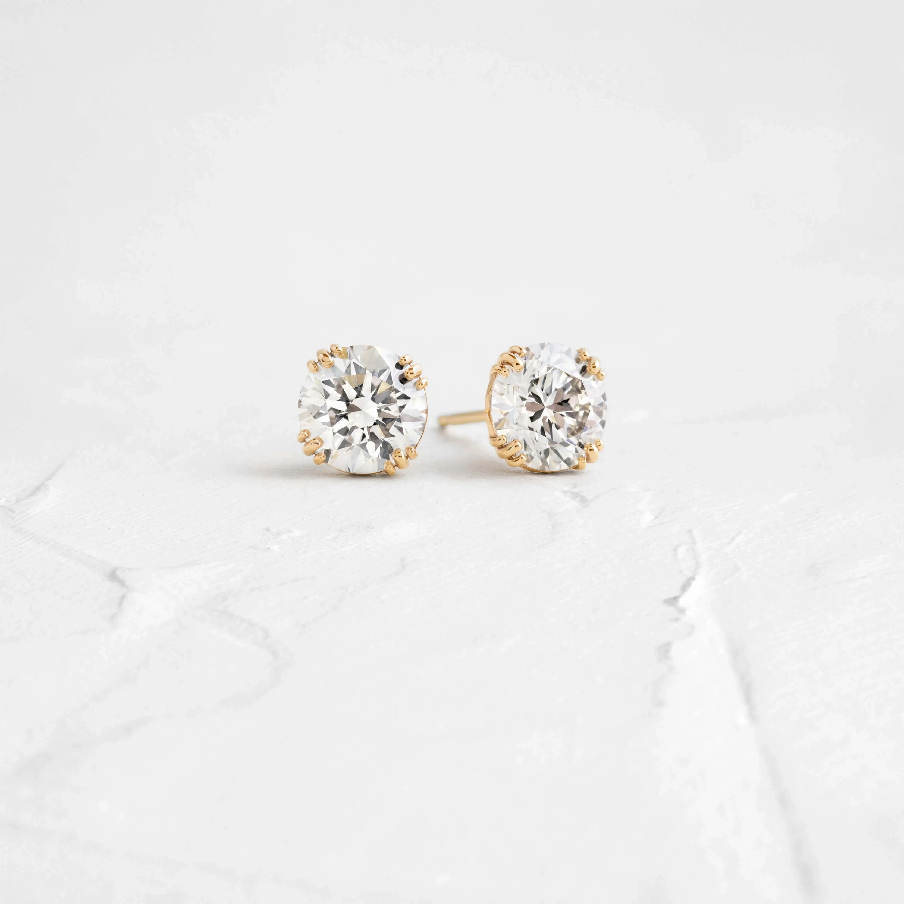 Threaded Studs, Round Cut