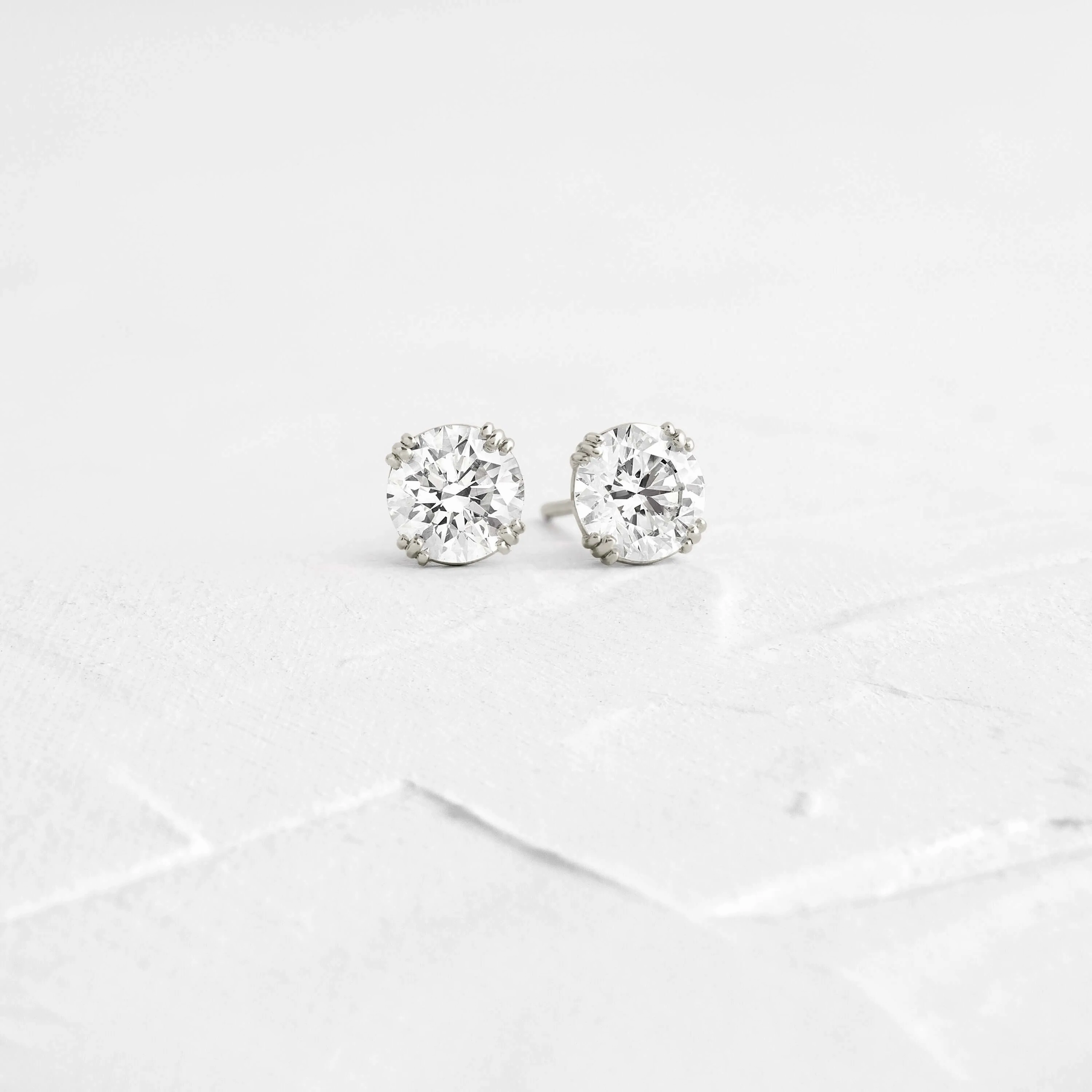 Threaded Studs, Round Cut