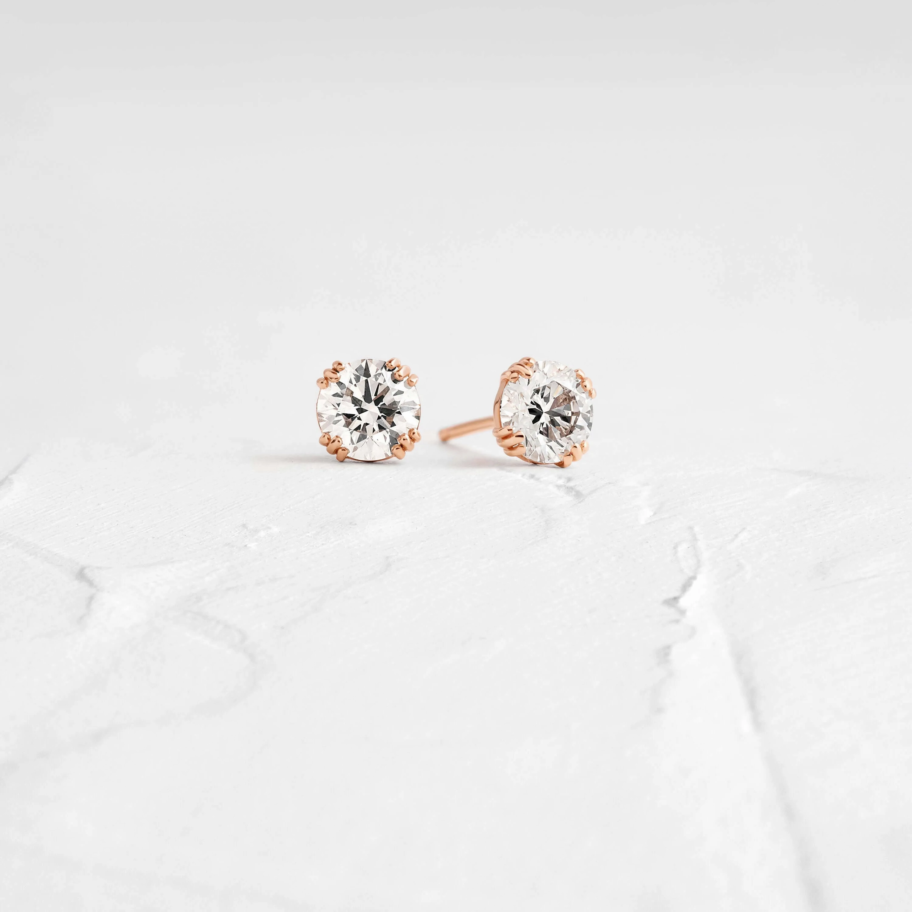 Threaded Studs, Round Cut