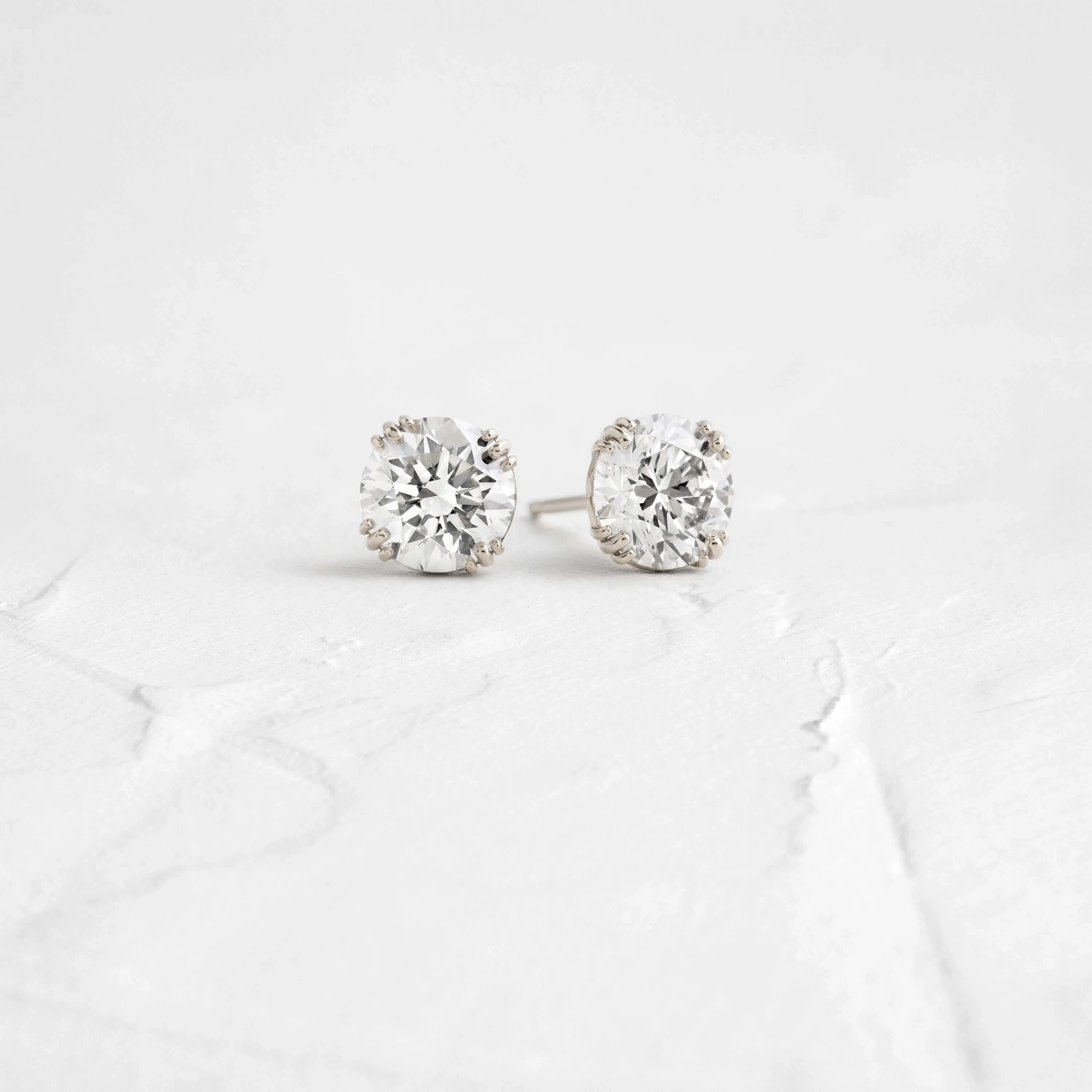 Threaded Studs, Round Cut