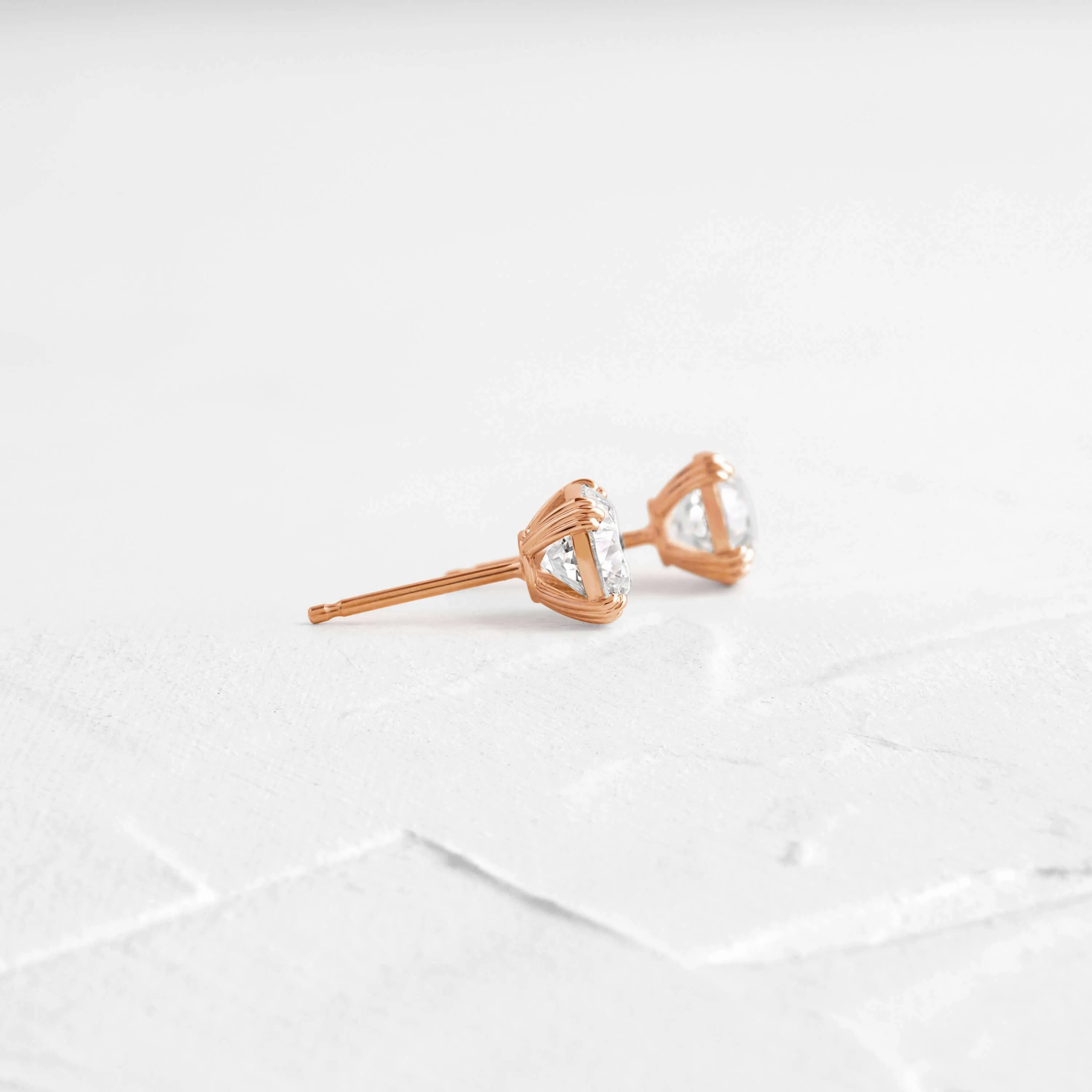 Threaded Studs, Round Cut