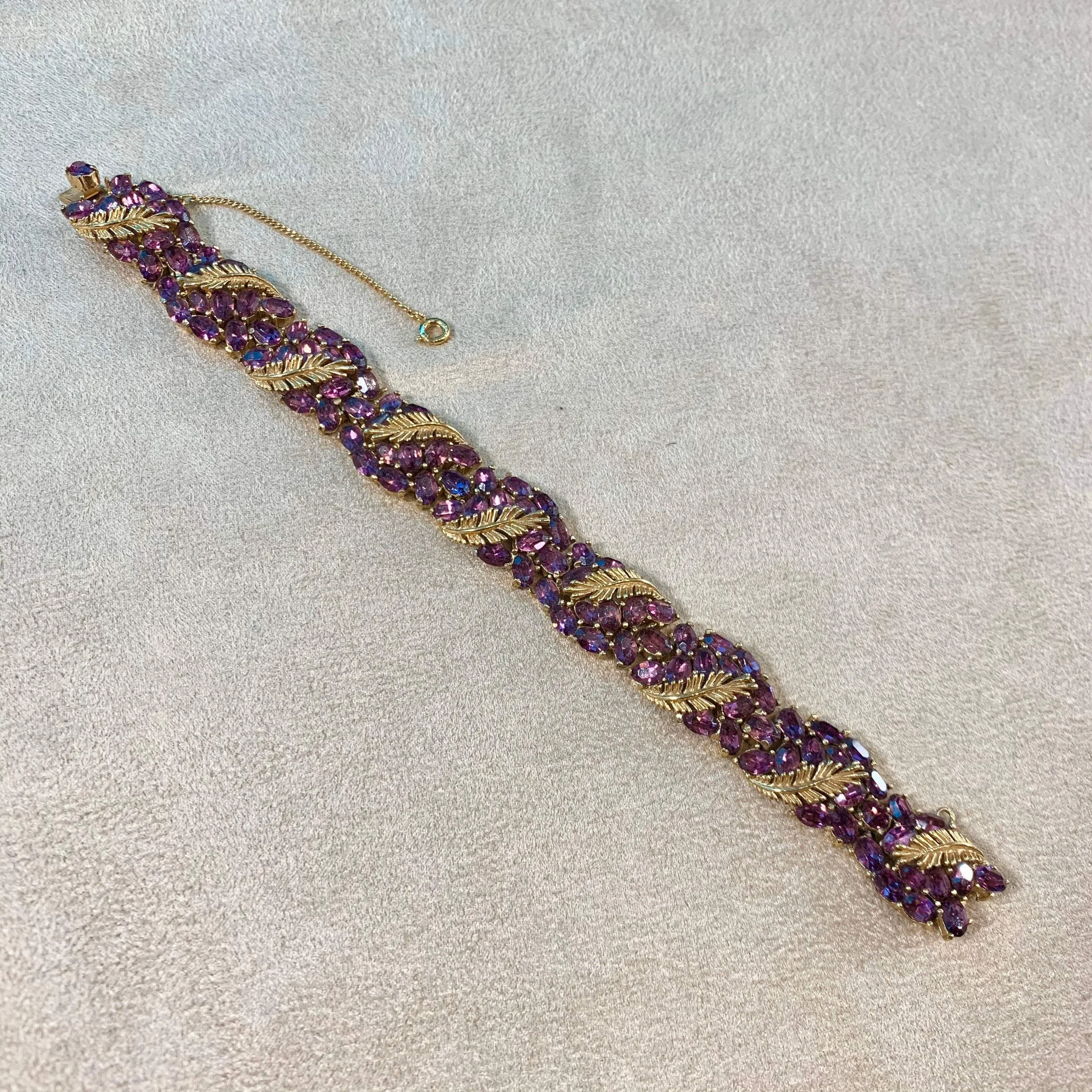 Trifari purple crystal vintage bracelet gold plated
