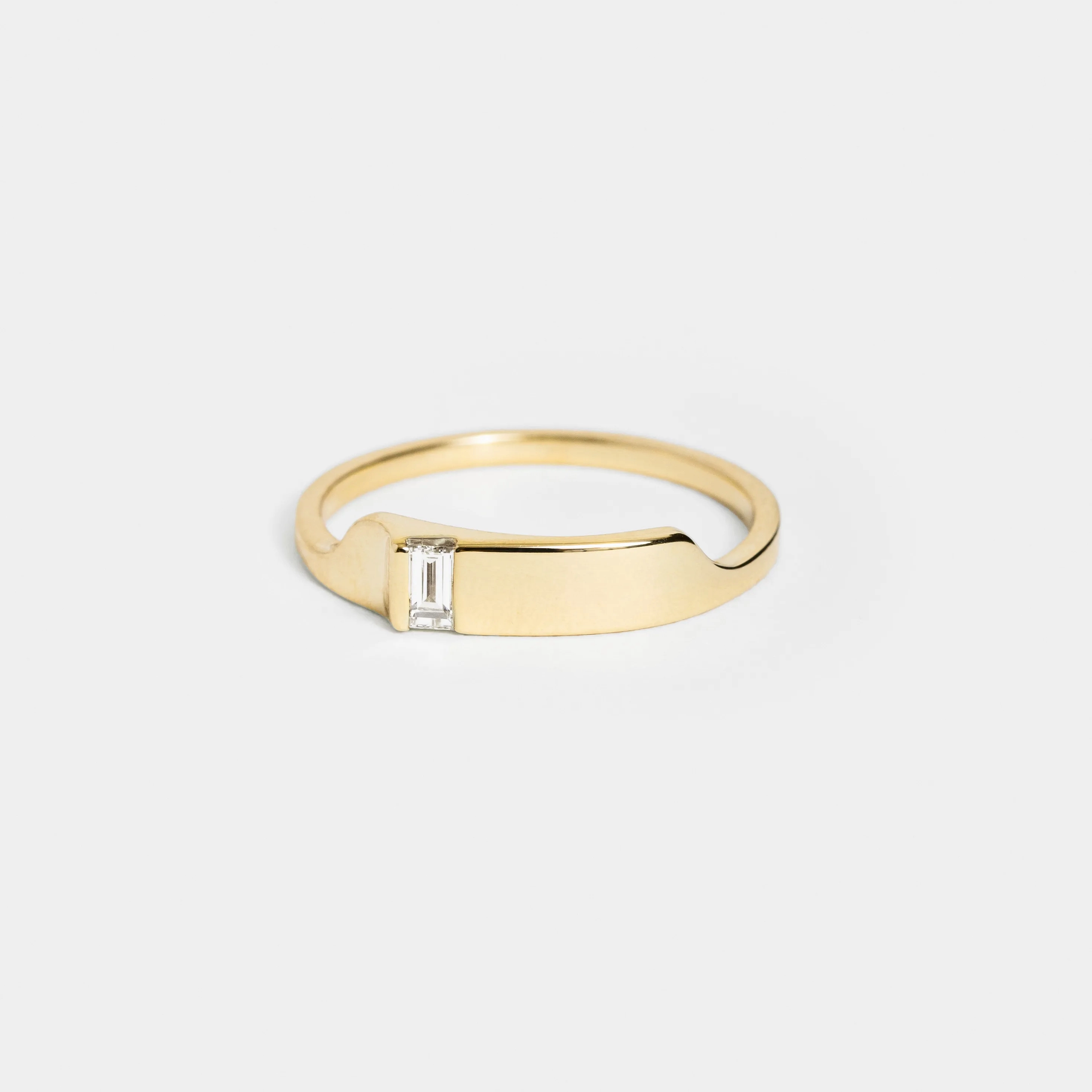 Tylo Ring with Diamond