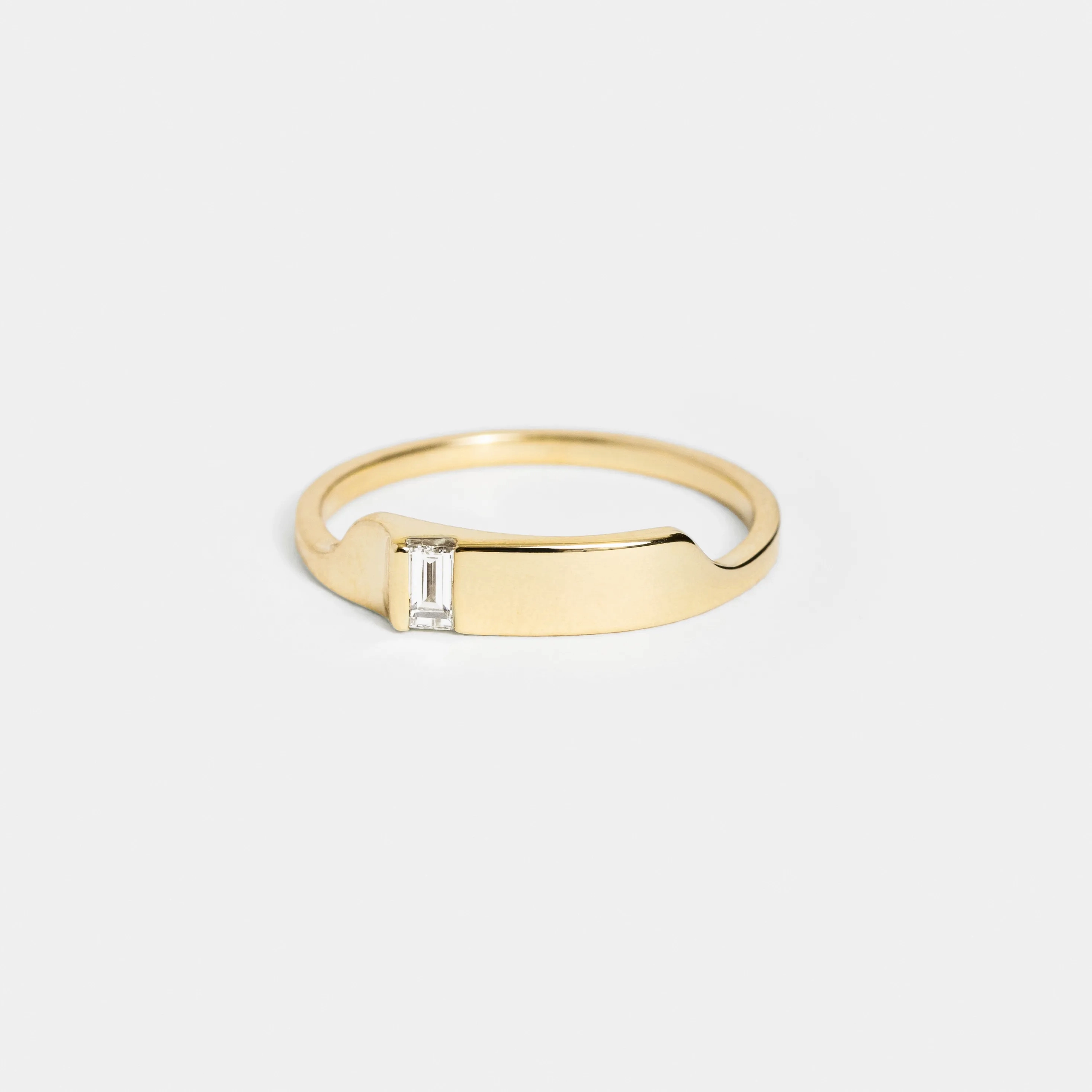 Tylo Ring with Diamond