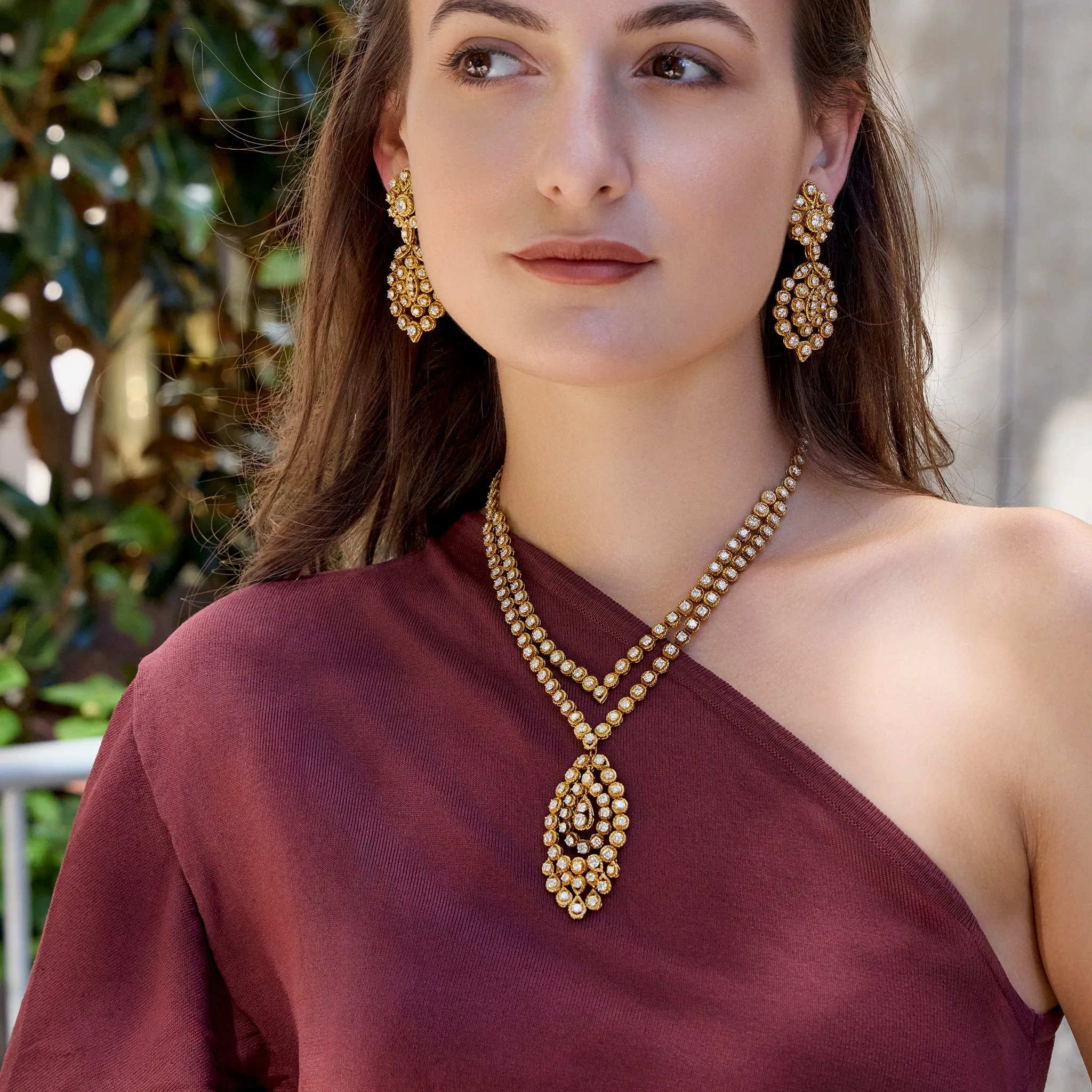 Van Cleef &amp; Arpels Indian-inspired Convertible Diamond Necklace and Pendant Earrings