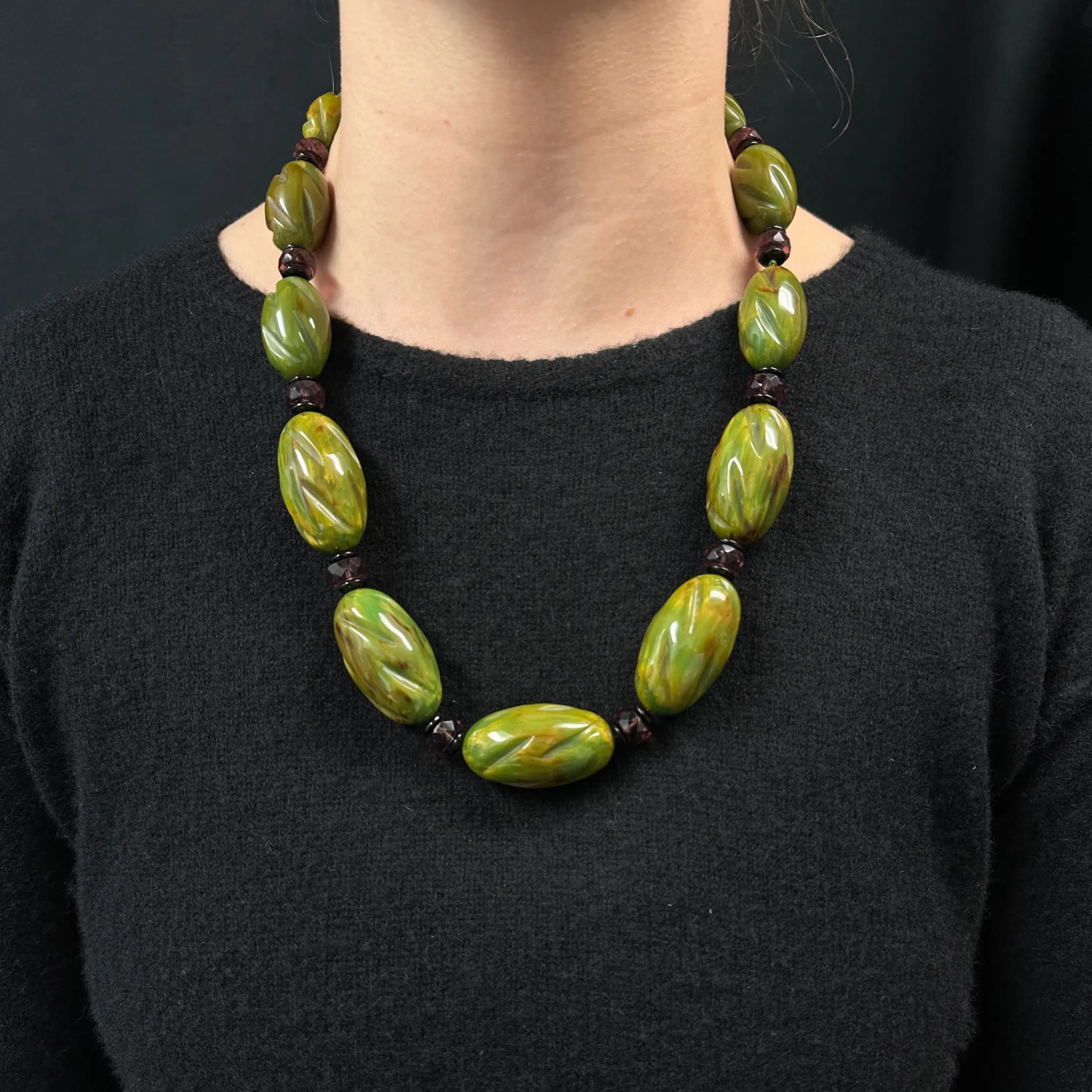 Vintage Carved 'Bakelite' and Amethyst Necklace