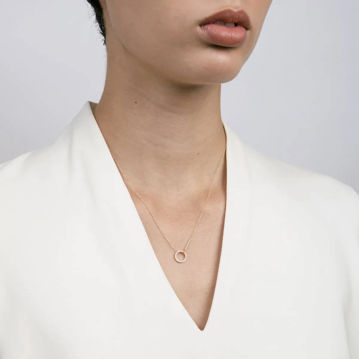 Visata Necklace with Diamonds