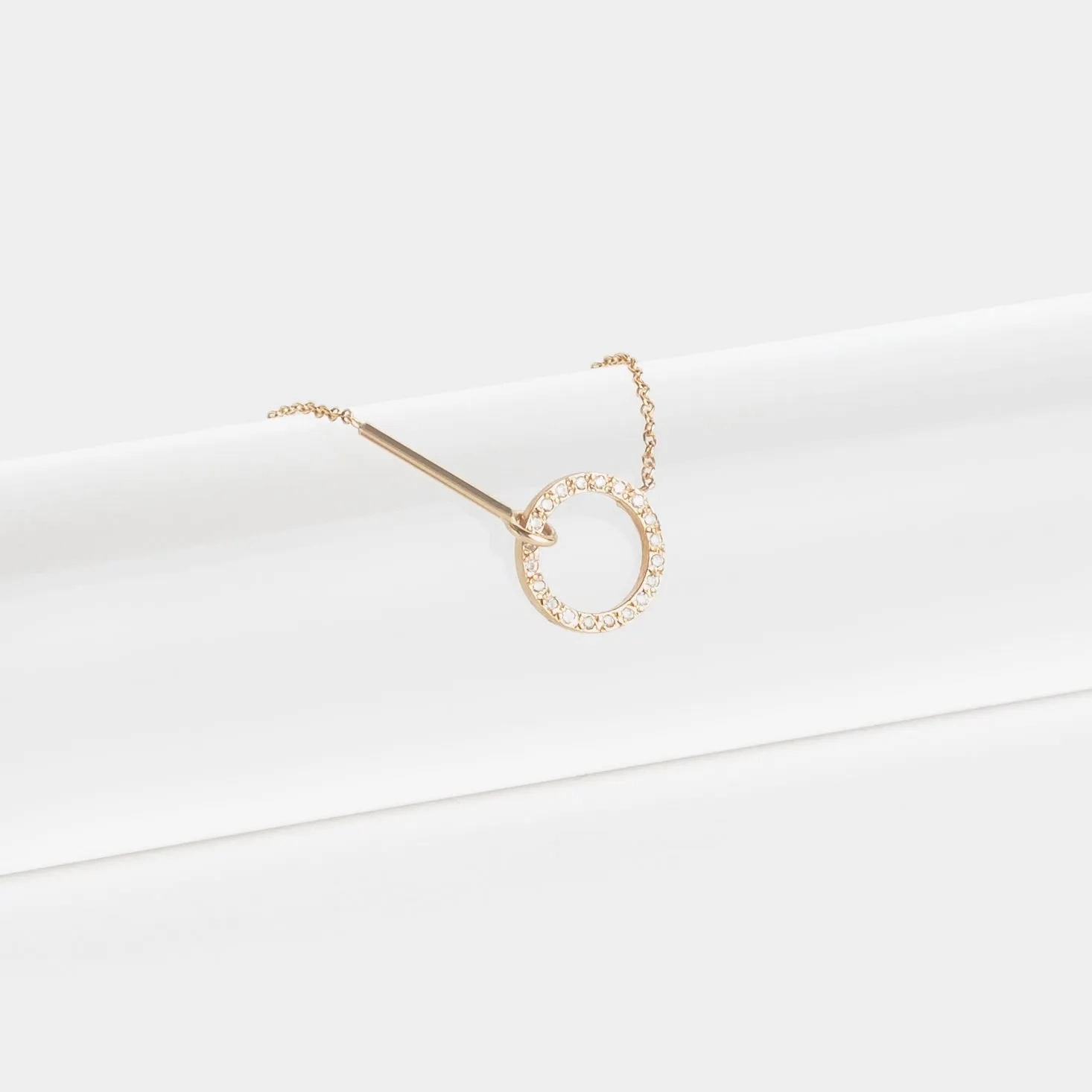Visata Necklace with Diamonds